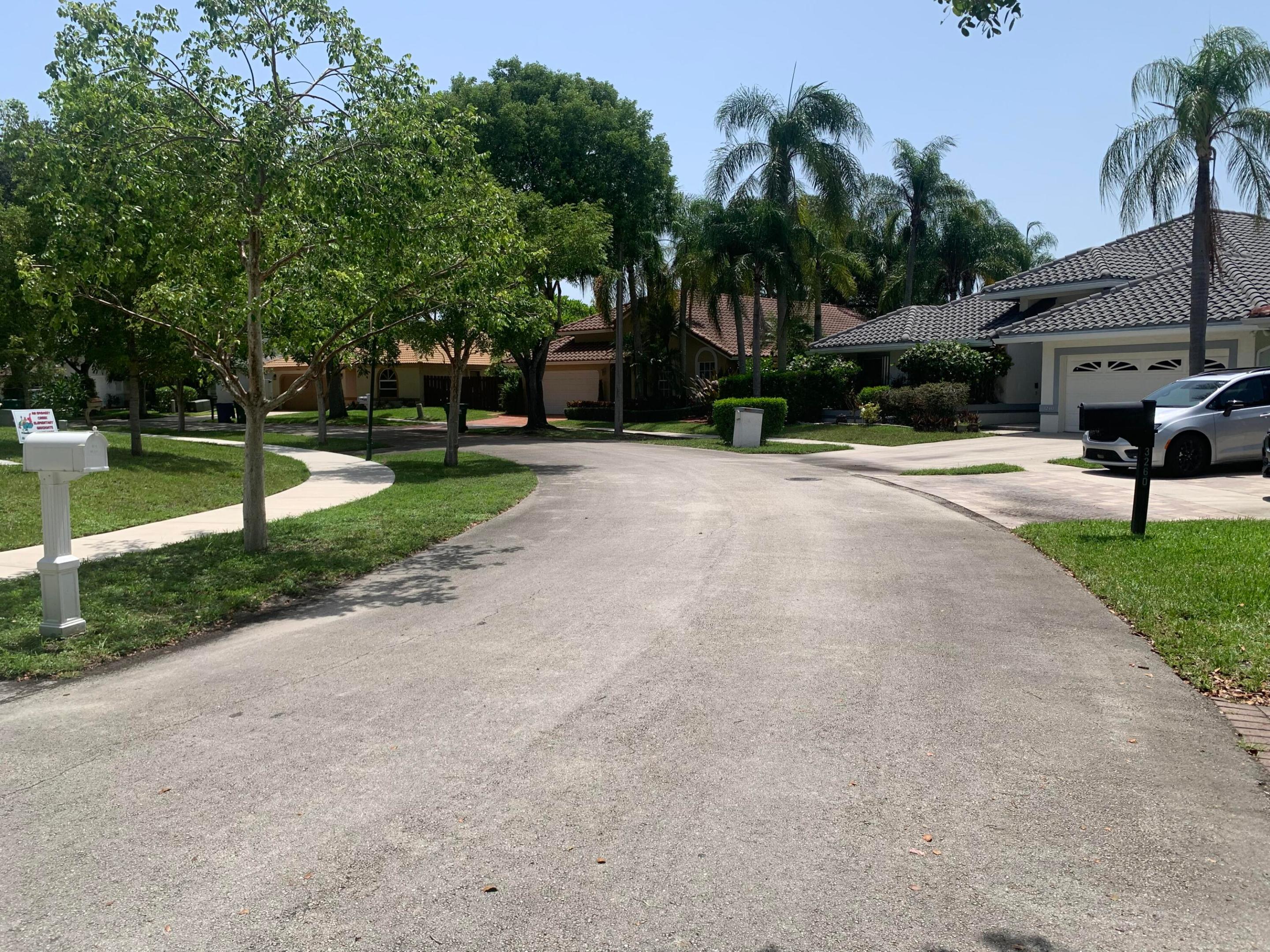 11585 N Quayside, Cooper City FL 33026