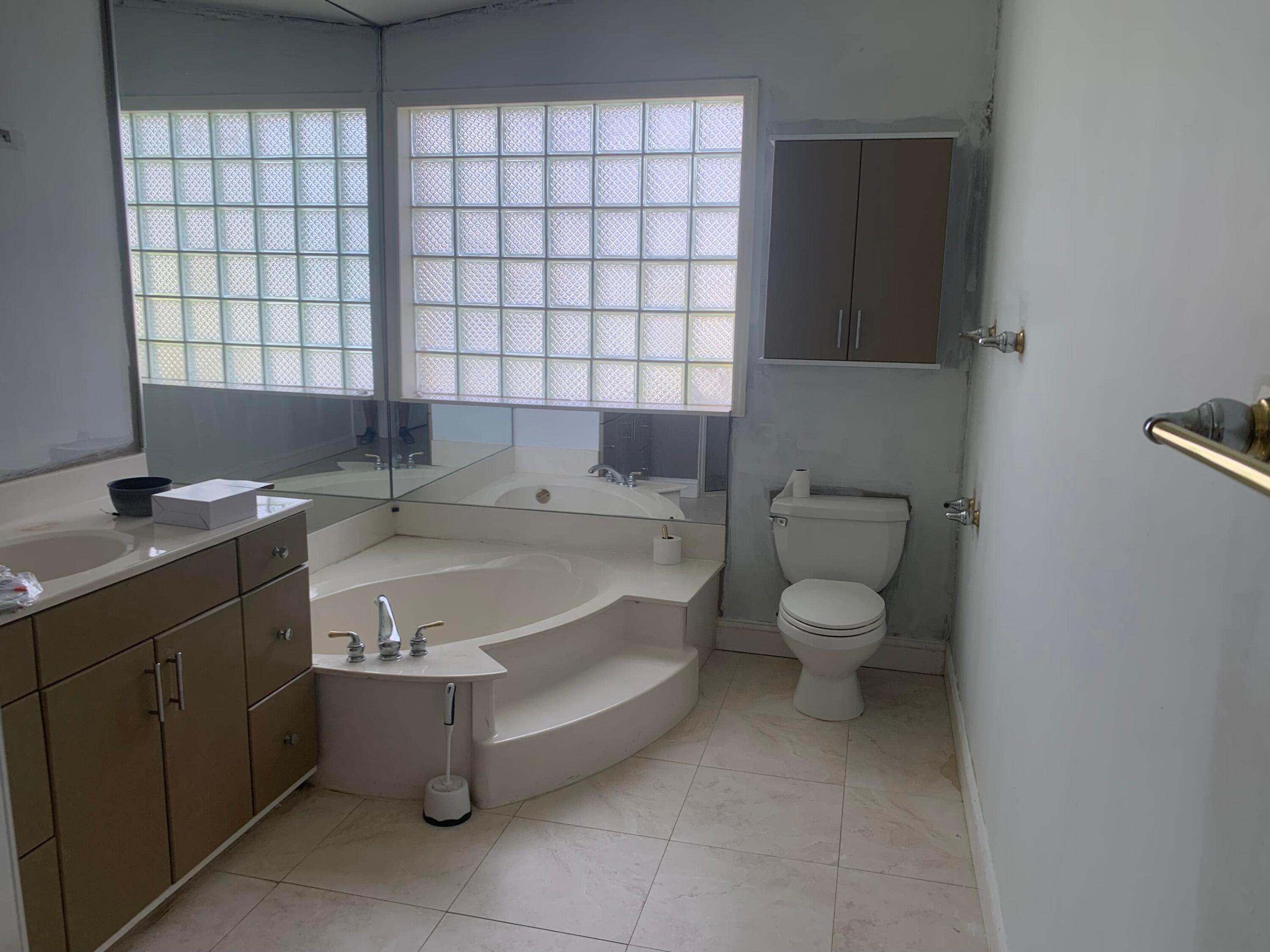 11585 N Quayside, Cooper City FL 33026