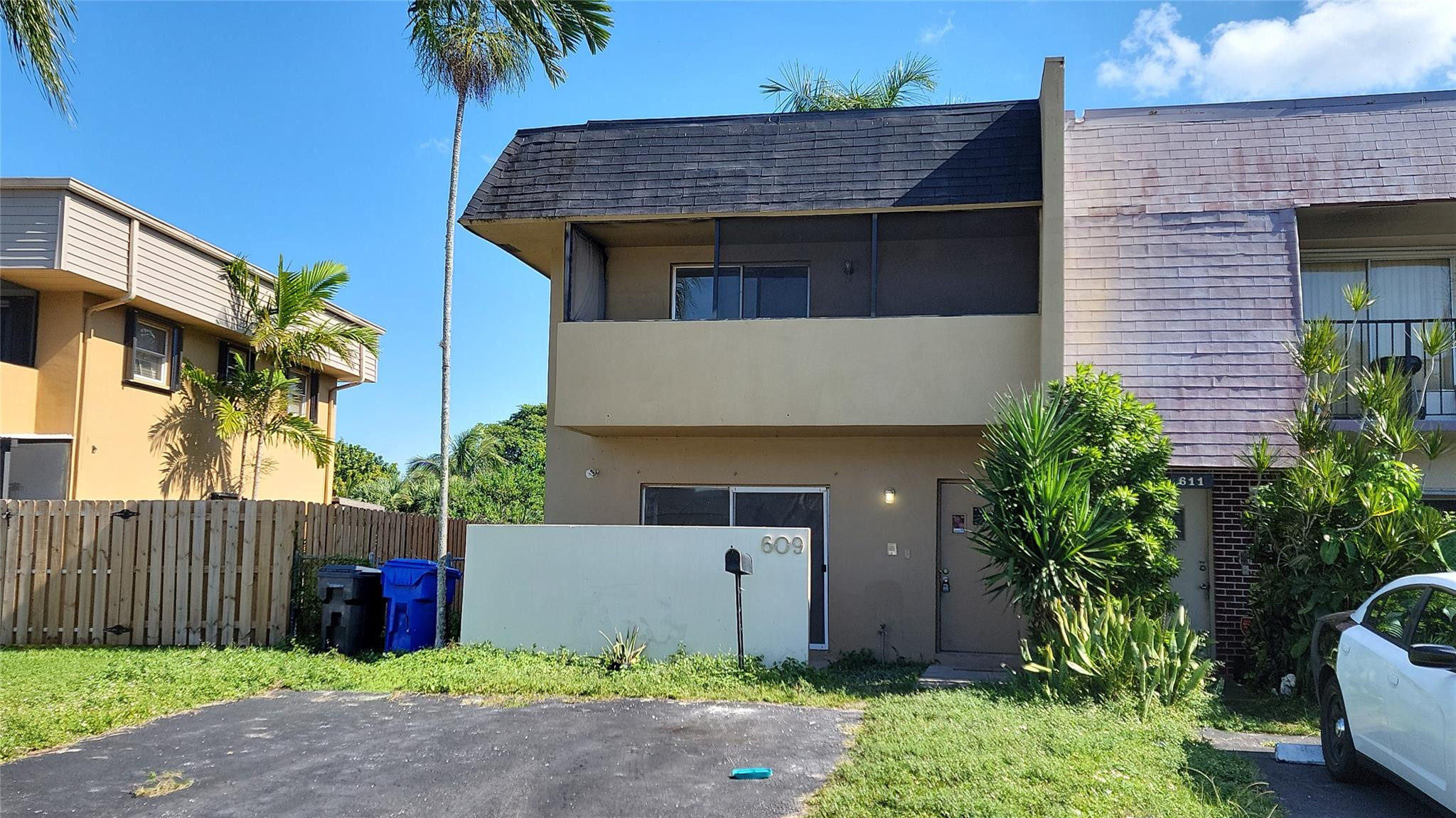609 SW 79th, North Lauderdale FL 33068