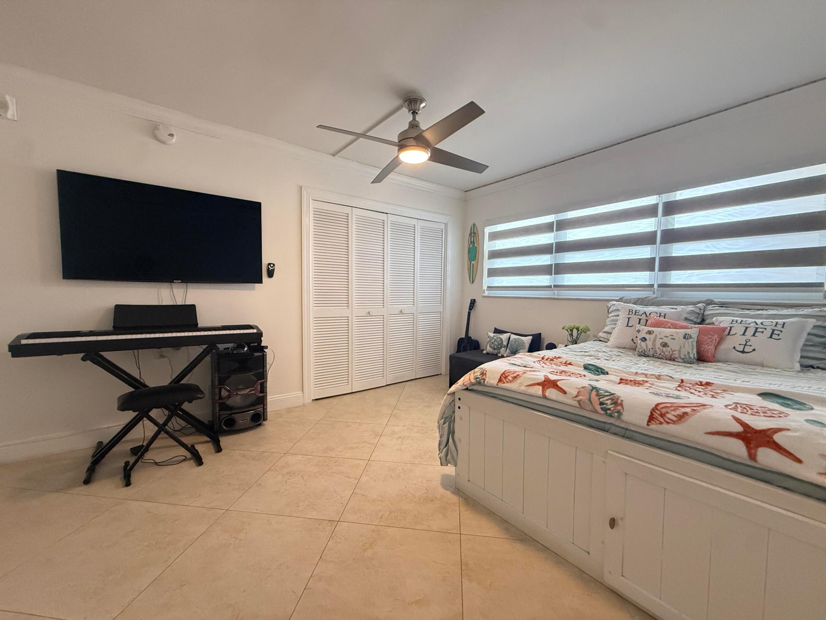 3180 NE 48th #406, Lighthouse Point FL 33064