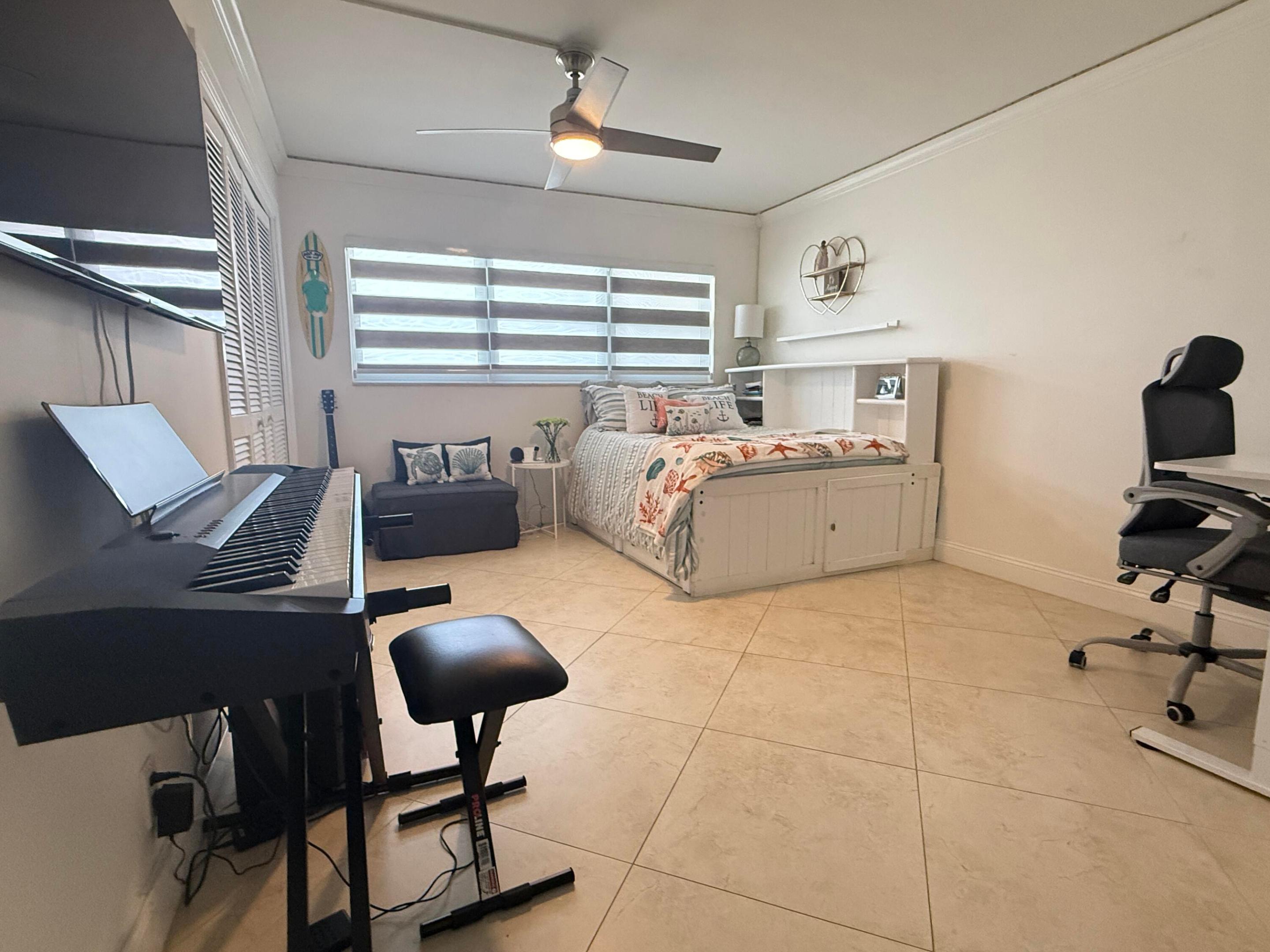 3180 NE 48th #406, Lighthouse Point FL 33064