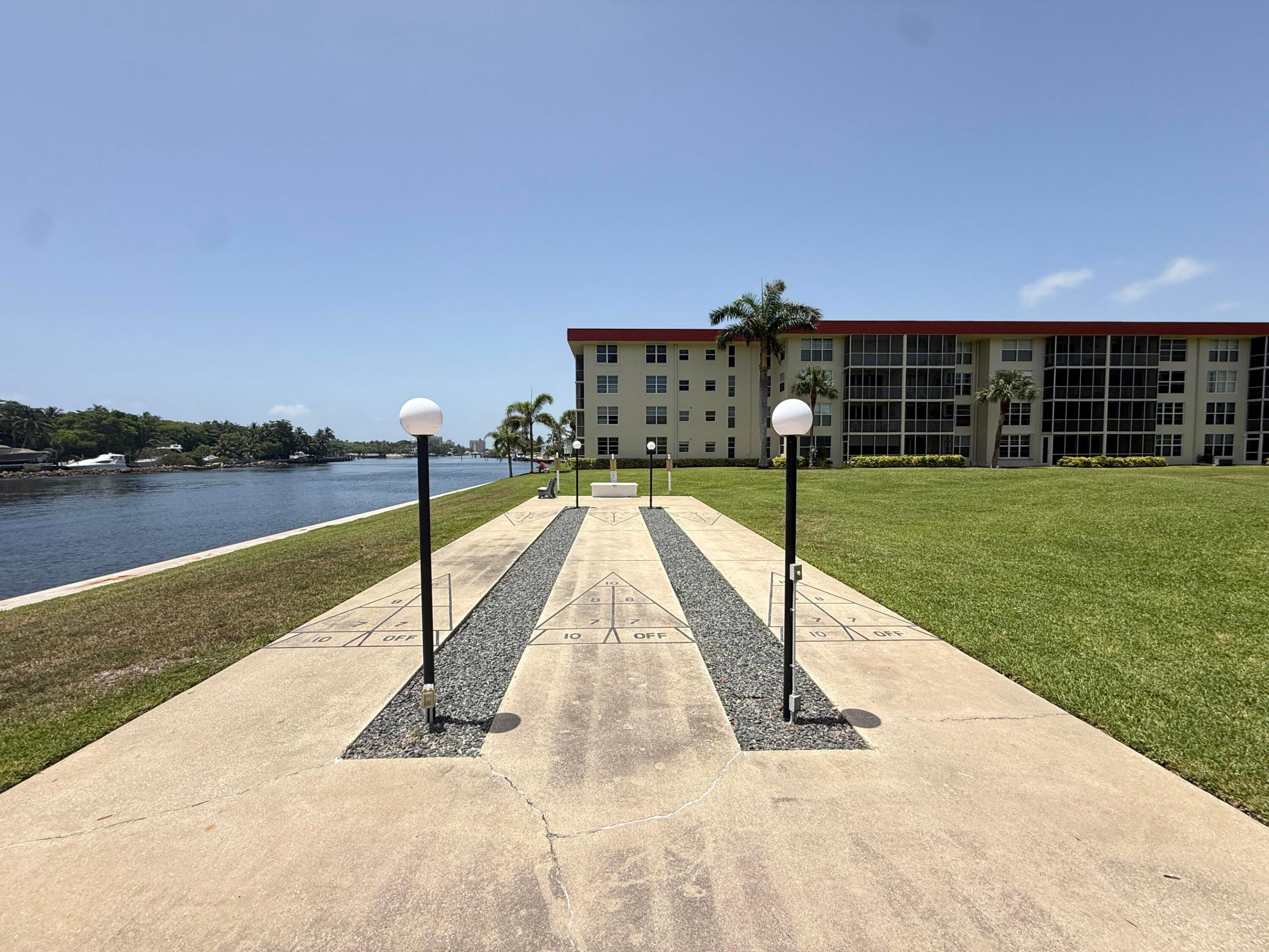 3180 NE 48th #406, Lighthouse Point FL 33064