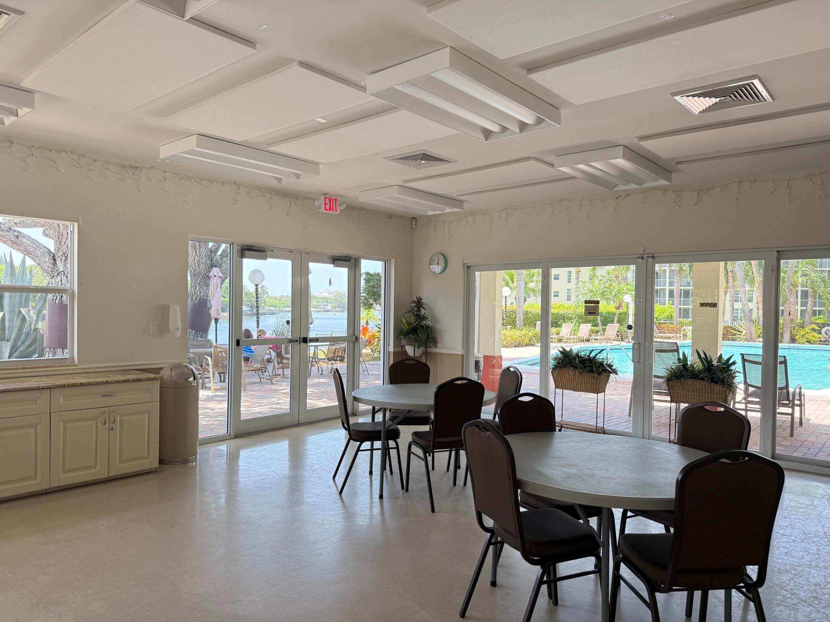 3180 NE 48th #406, Lighthouse Point FL 33064
