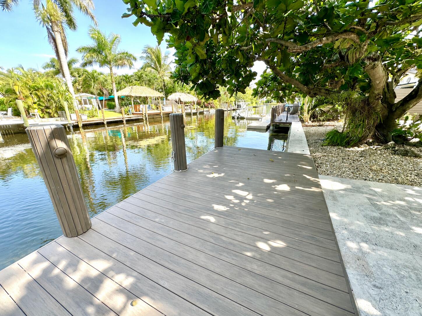 2001 N VICTORIA PARK, Fort Lauderdale FL 33305