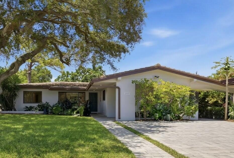 2001 N VICTORIA PARK, Fort Lauderdale FL 33305