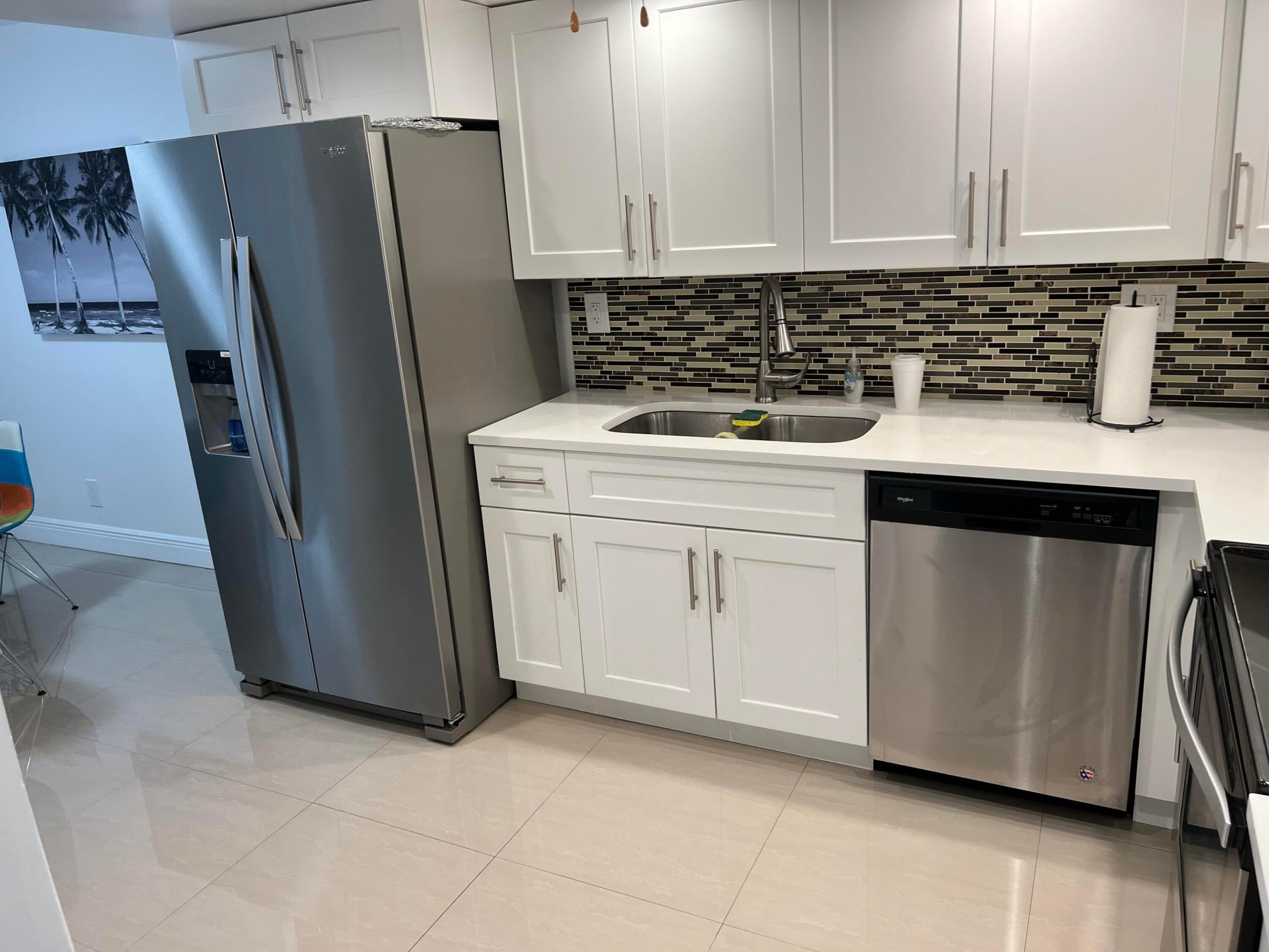 7370 ORANGEWOOD #204, Boca Raton FL 33433