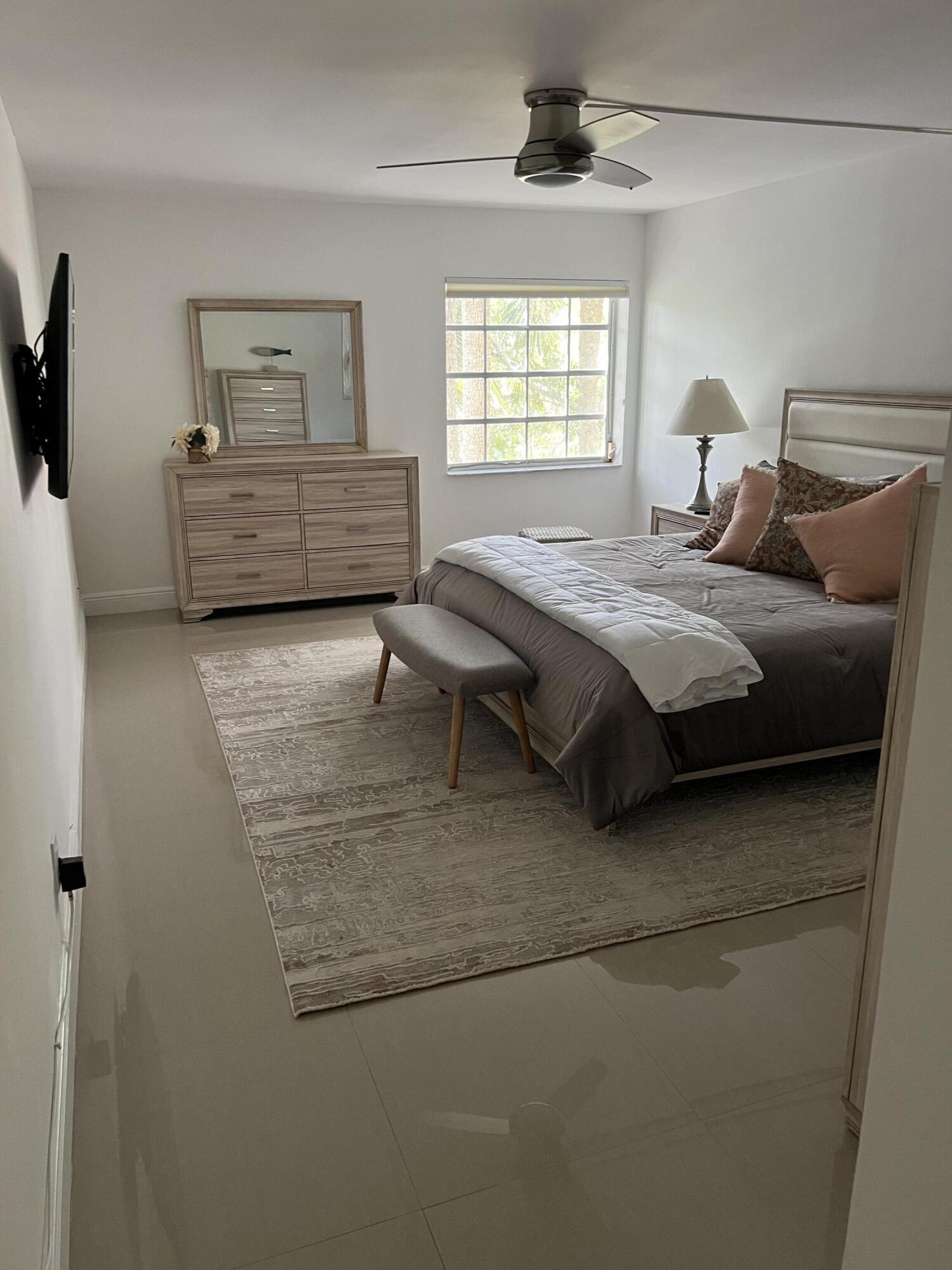 7370 ORANGEWOOD #204, Boca Raton FL 33433