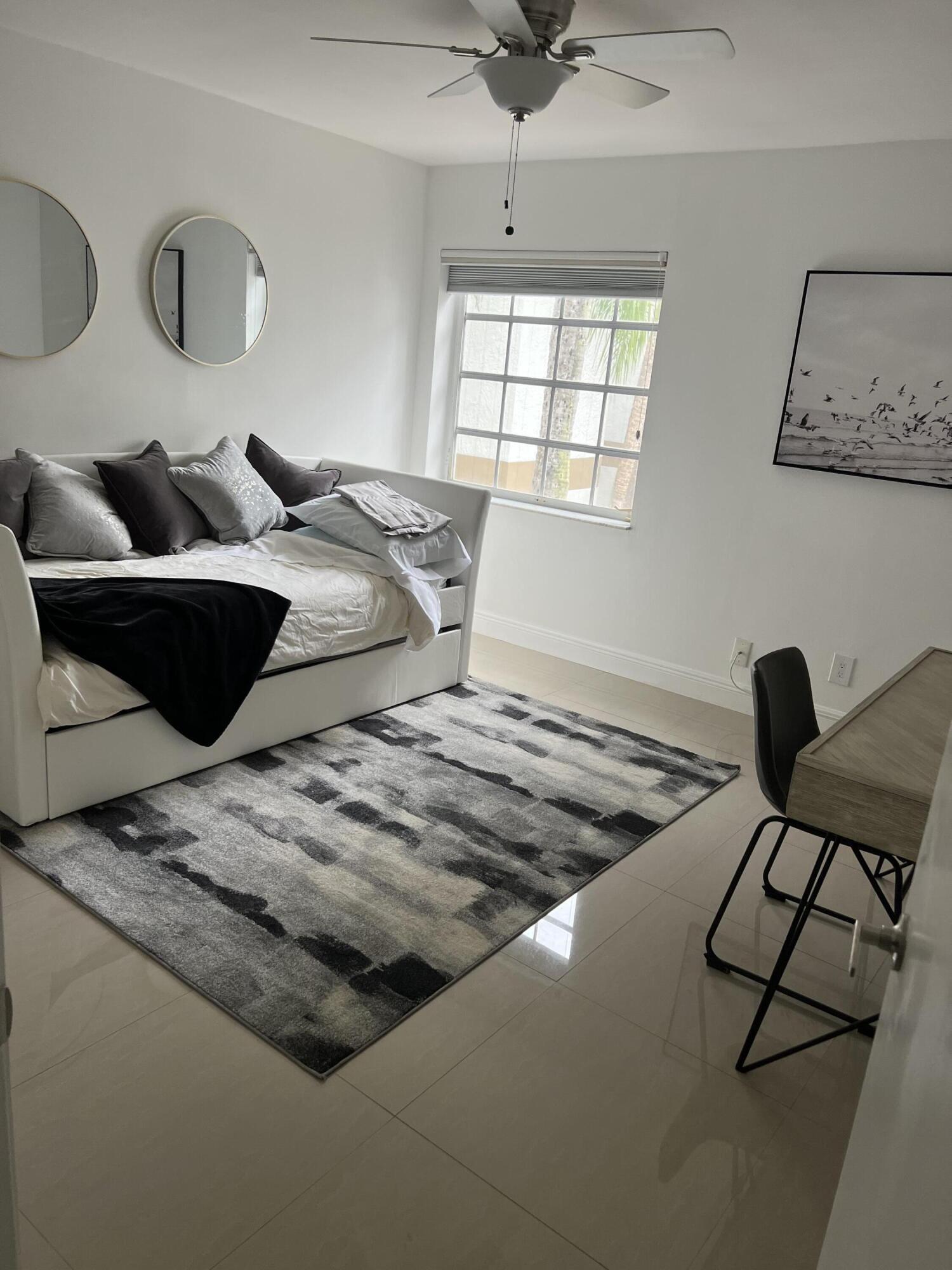 7370 ORANGEWOOD #204, Boca Raton FL 33433