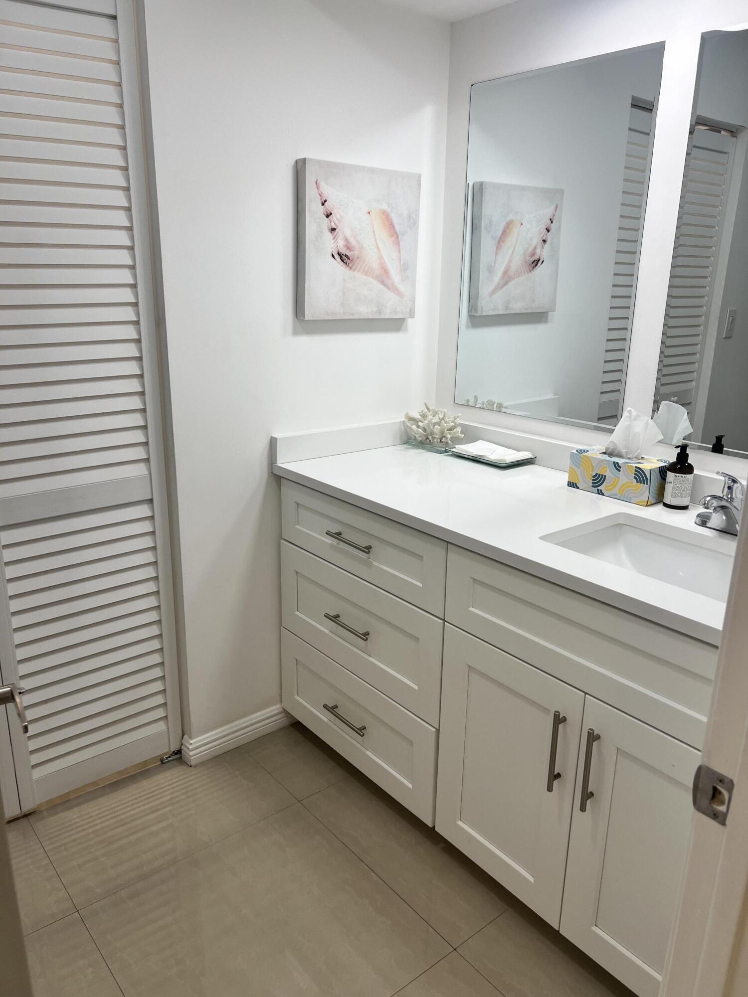 7370 Orangewood #204 A, Boca Raton FL 33433