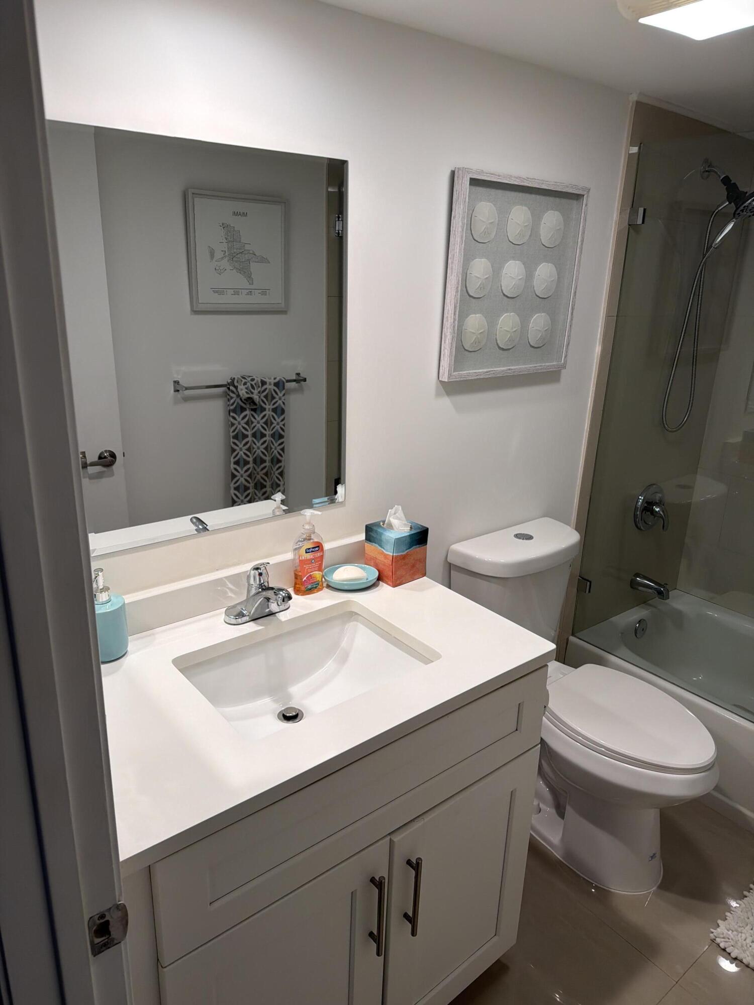7370 Orangewood #204 A, Boca Raton FL 33433