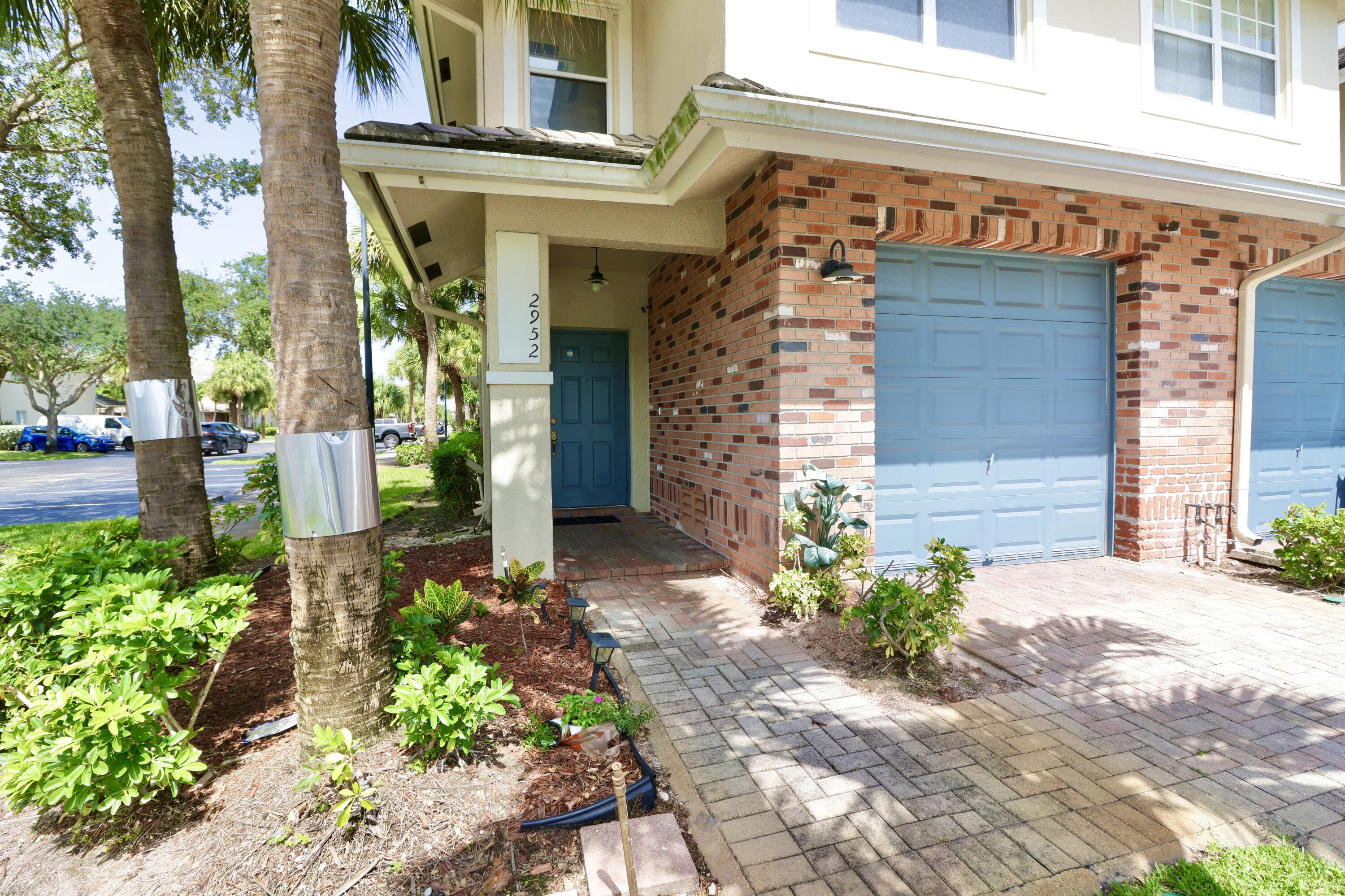 2952 NW 33RD, Lauderdale Lakes FL 33311
