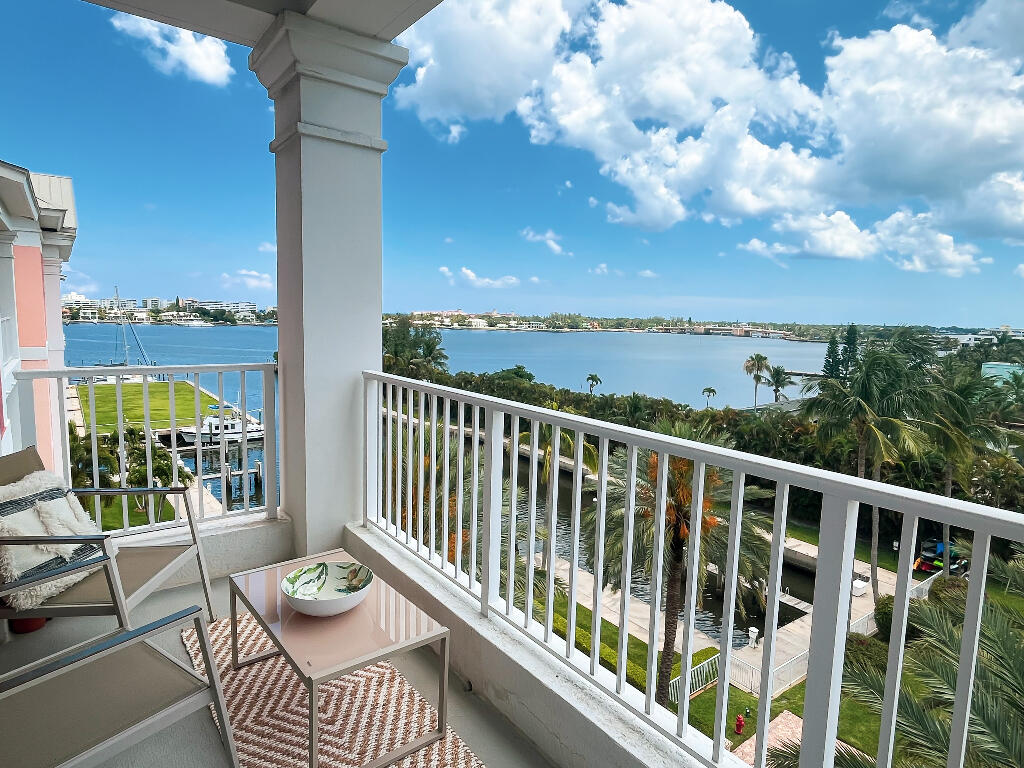 806 E Windward #617, Lantana FL 33462