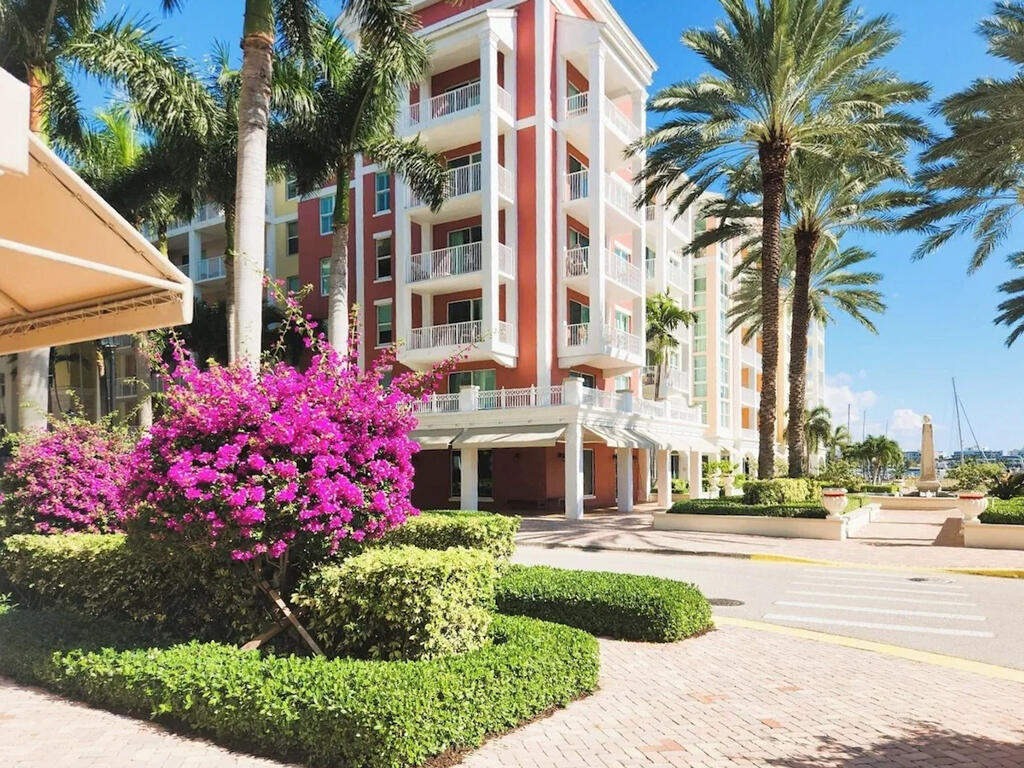 806 E Windward #617, Lantana FL 33462