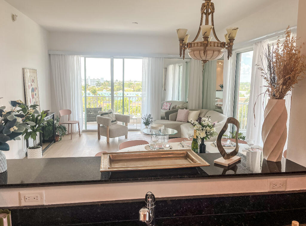 806 E Windward #617, Lantana FL 33462