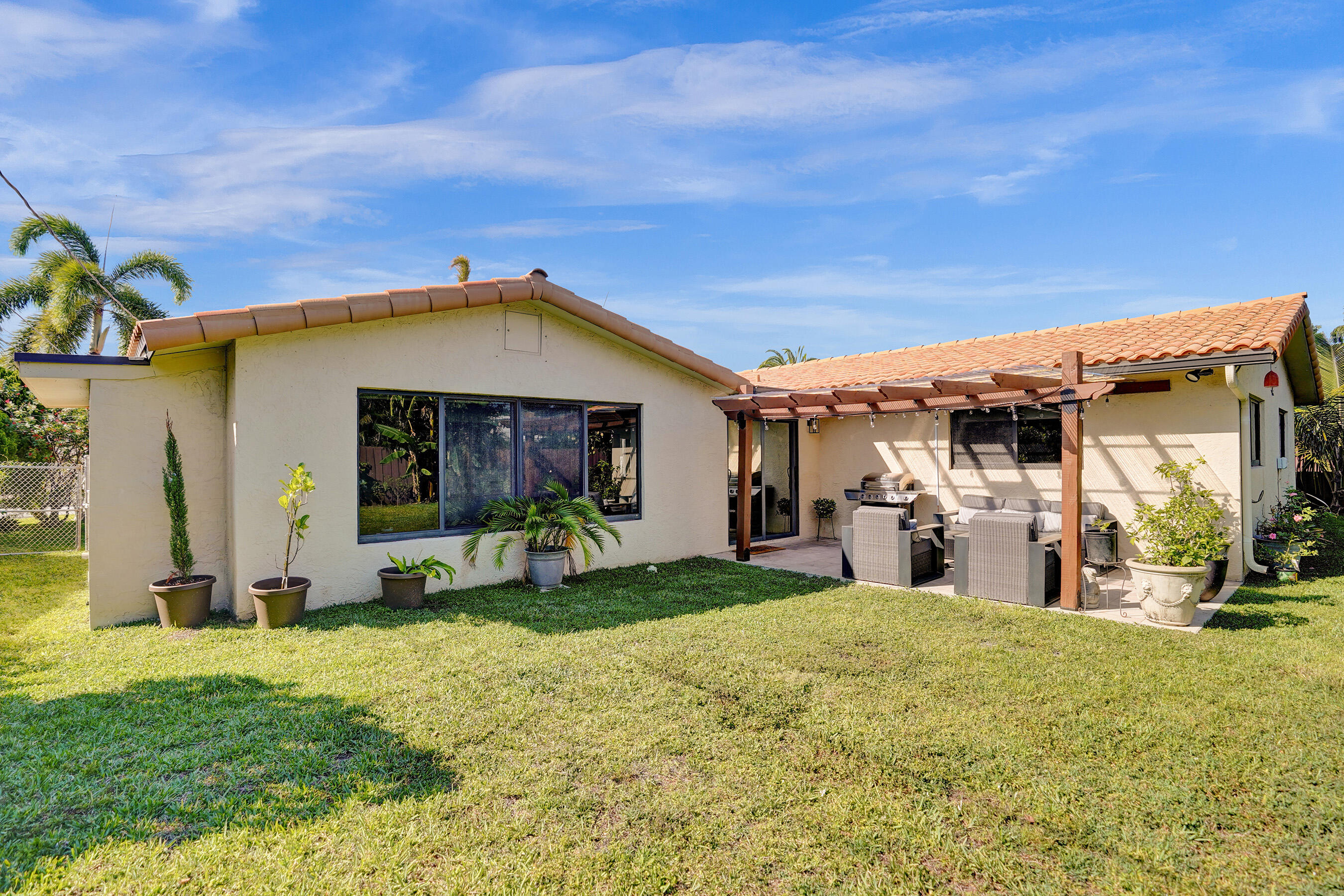 1520 NE 53rd, Fort Lauderdale FL 33334