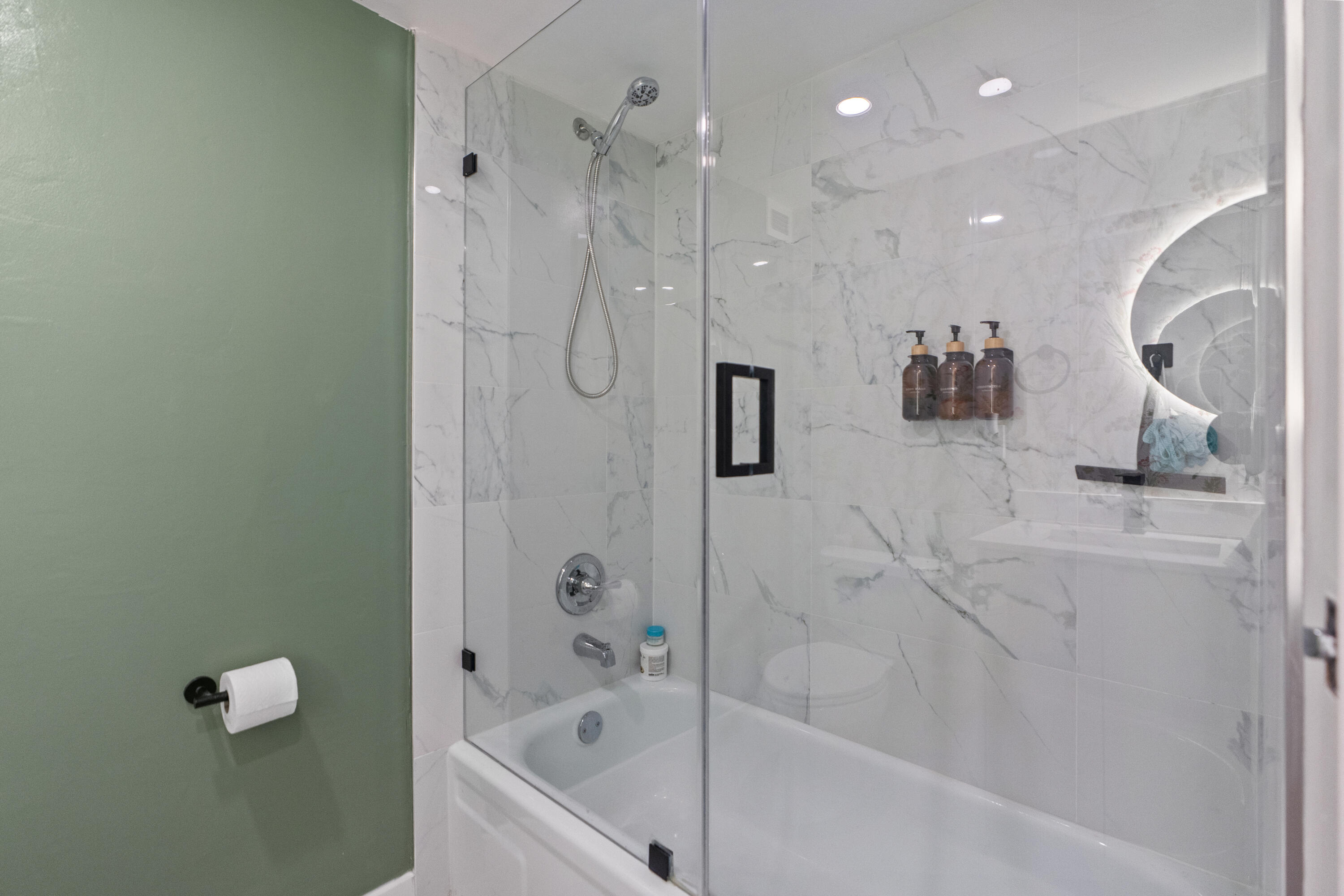 6361 N Falls Cir #305, Lauderhill FL 33319