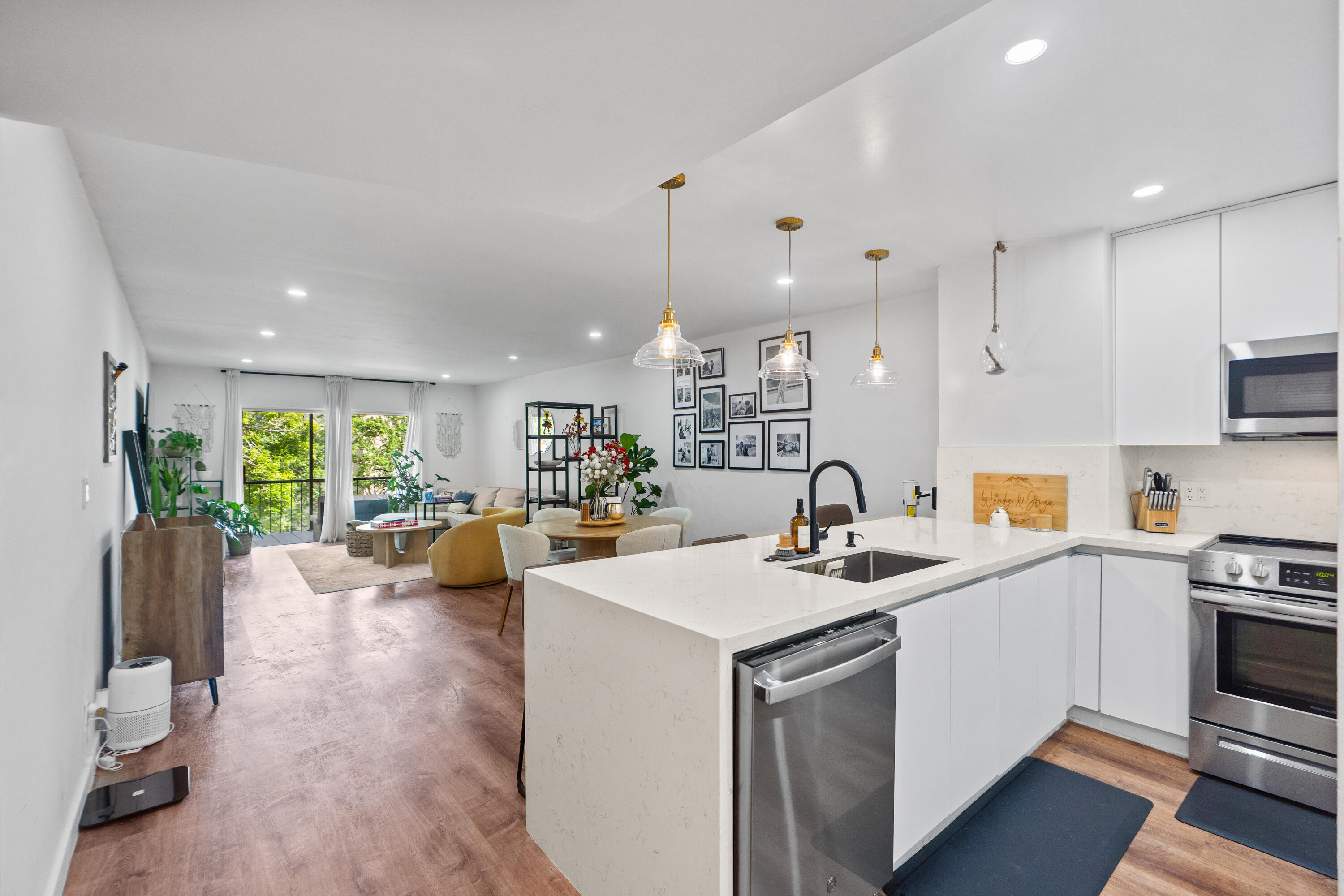 6361 N Falls Cir #305, Lauderhill FL 33319