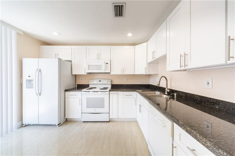 1343 Hampton, North Lauderdale FL 33068