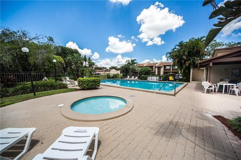 1343 Hampton, North Lauderdale FL 33068
