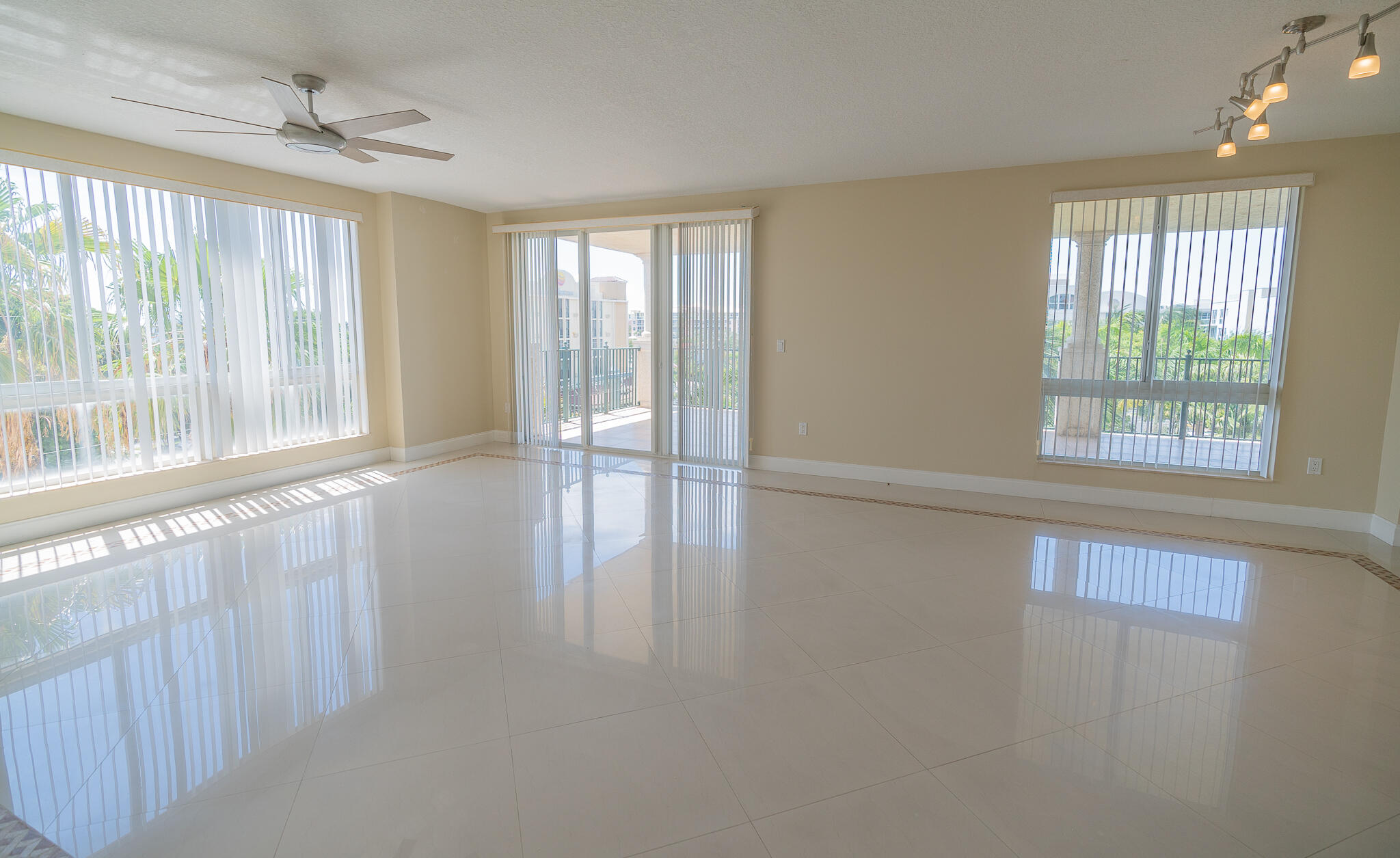 9 NE 20TH #501, Deerfield Beach FL 33441