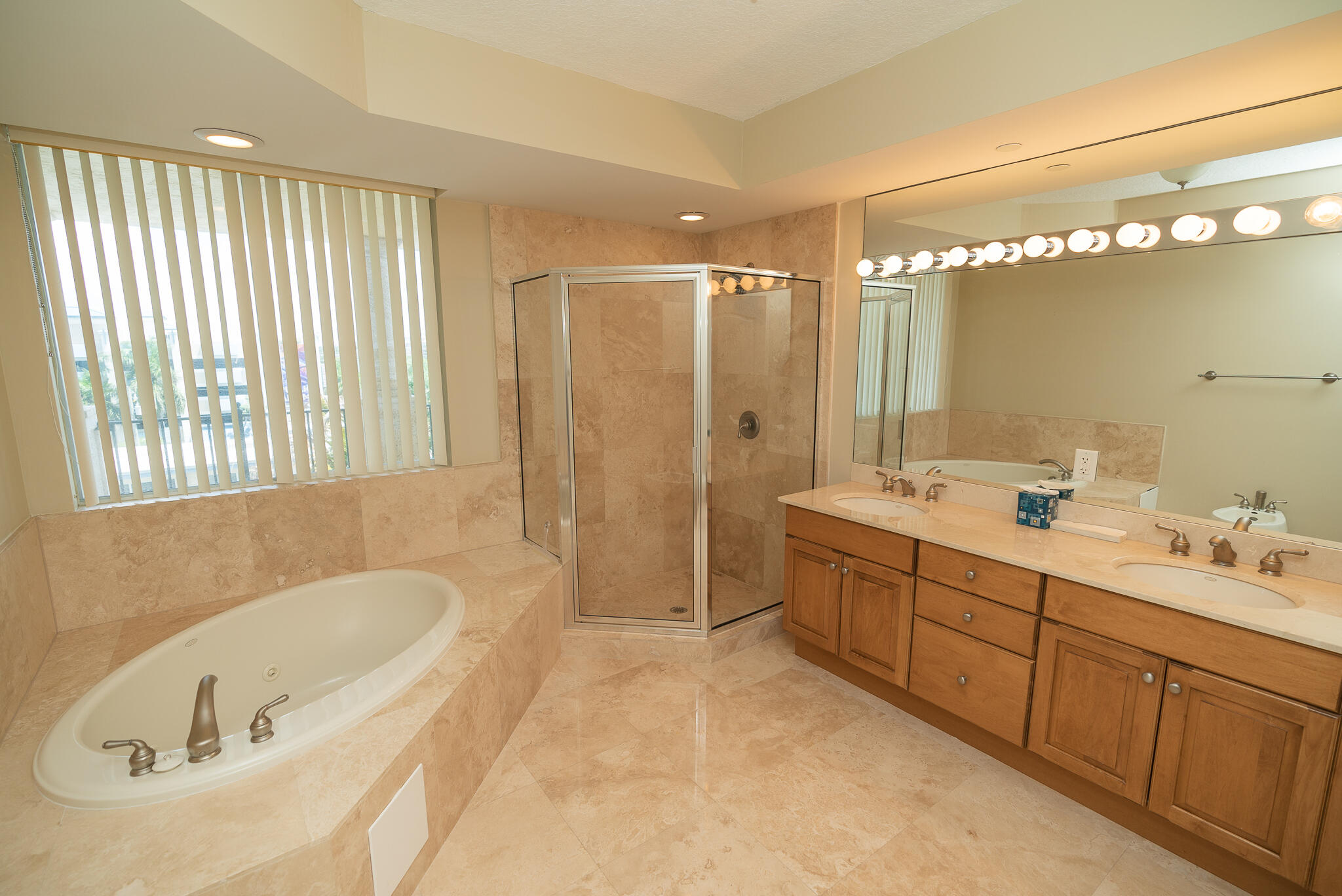 9 NE 20TH #501, Deerfield Beach FL 33441