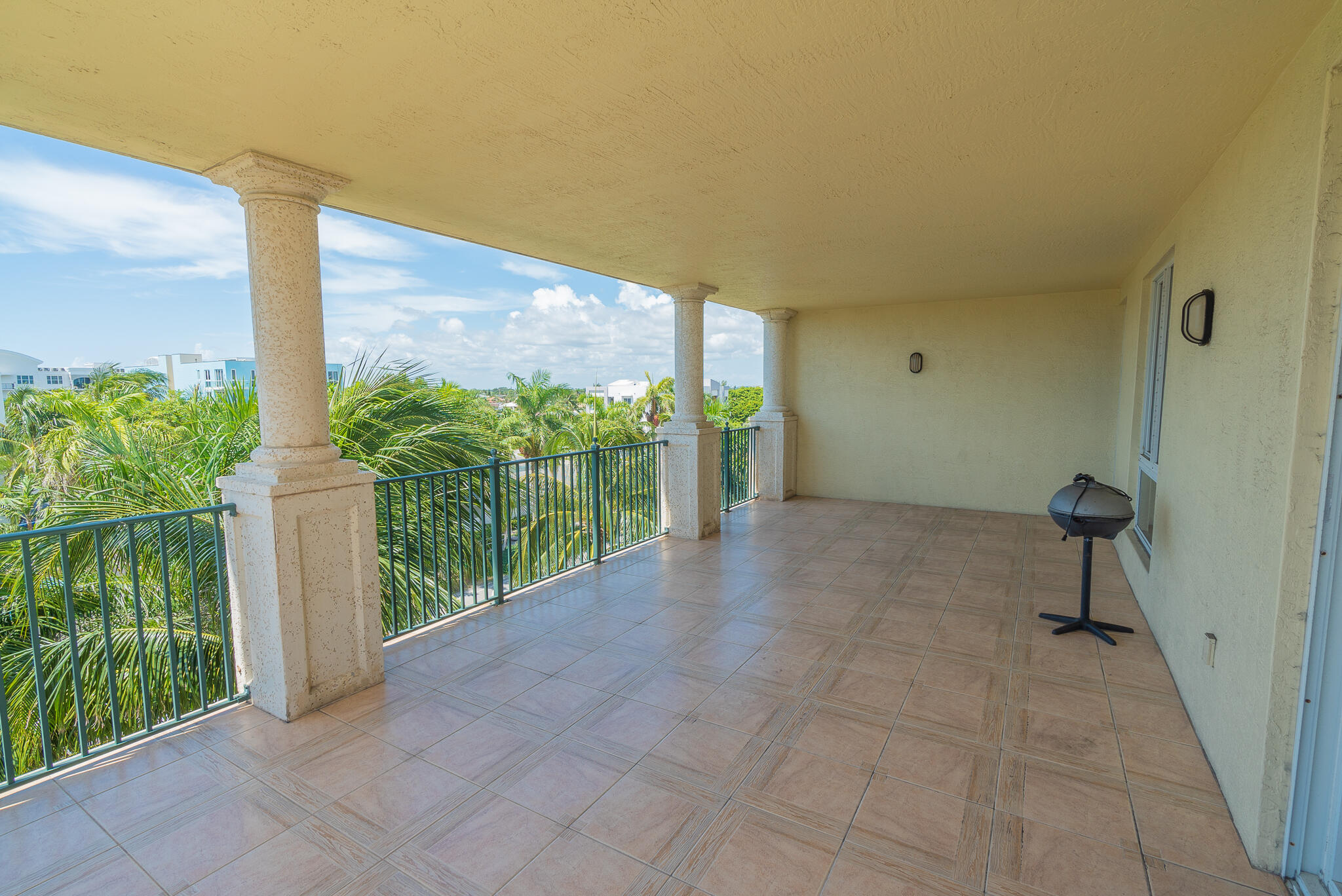 9 NE 20TH #501, Deerfield Beach FL 33441