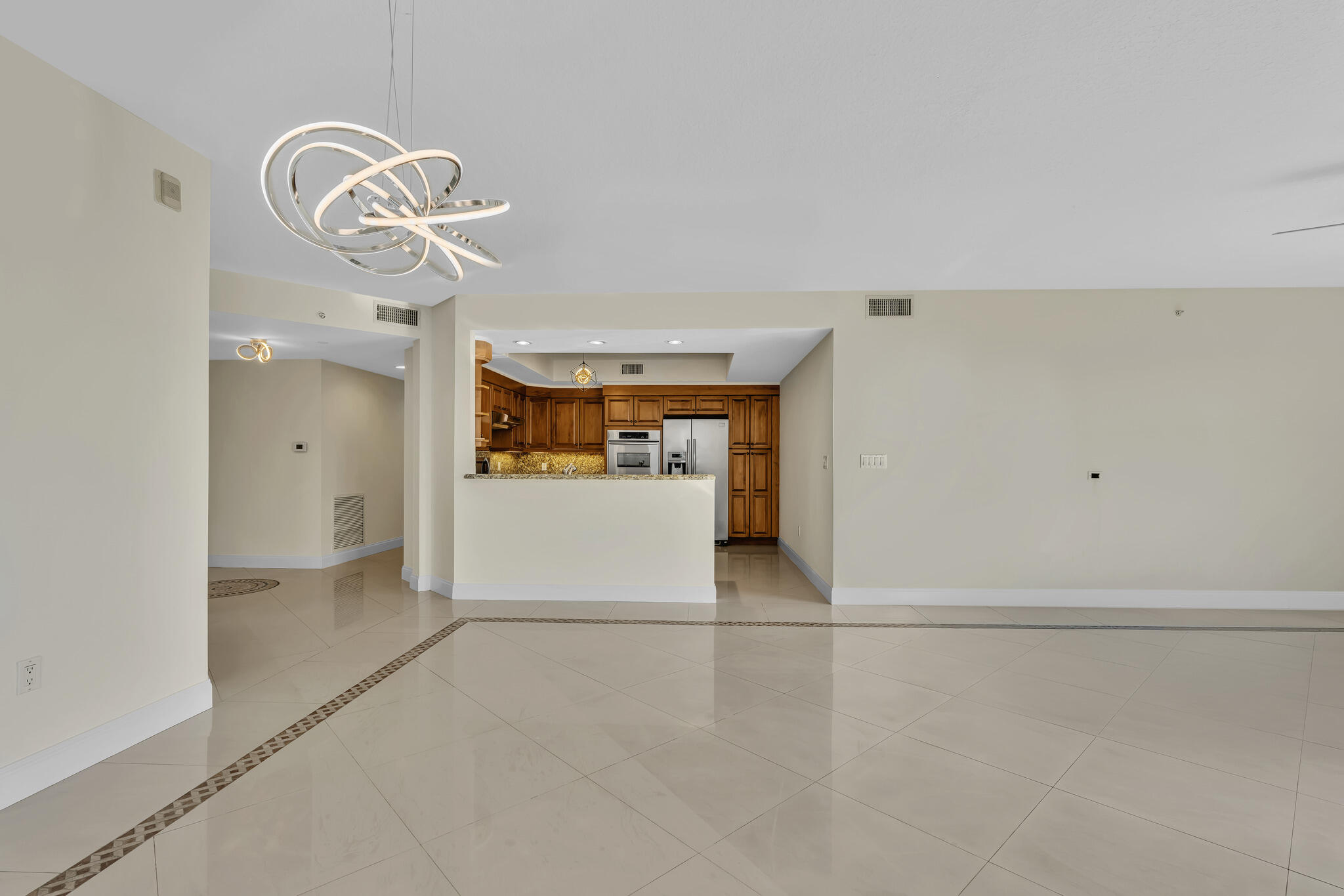 9 NE 20TH #501, Deerfield Beach FL 33441