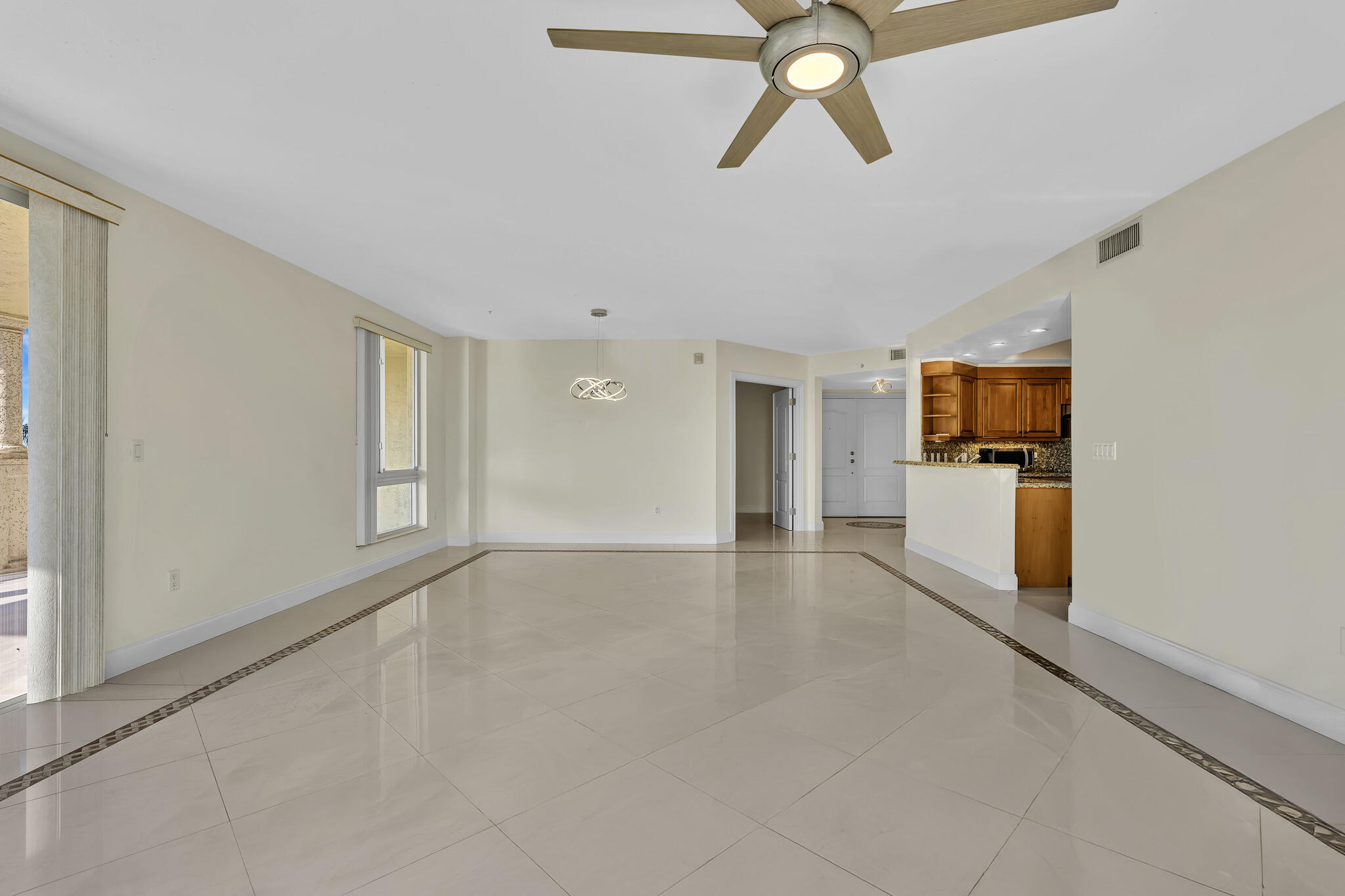 9 NE 20TH #501, Deerfield Beach FL 33441
