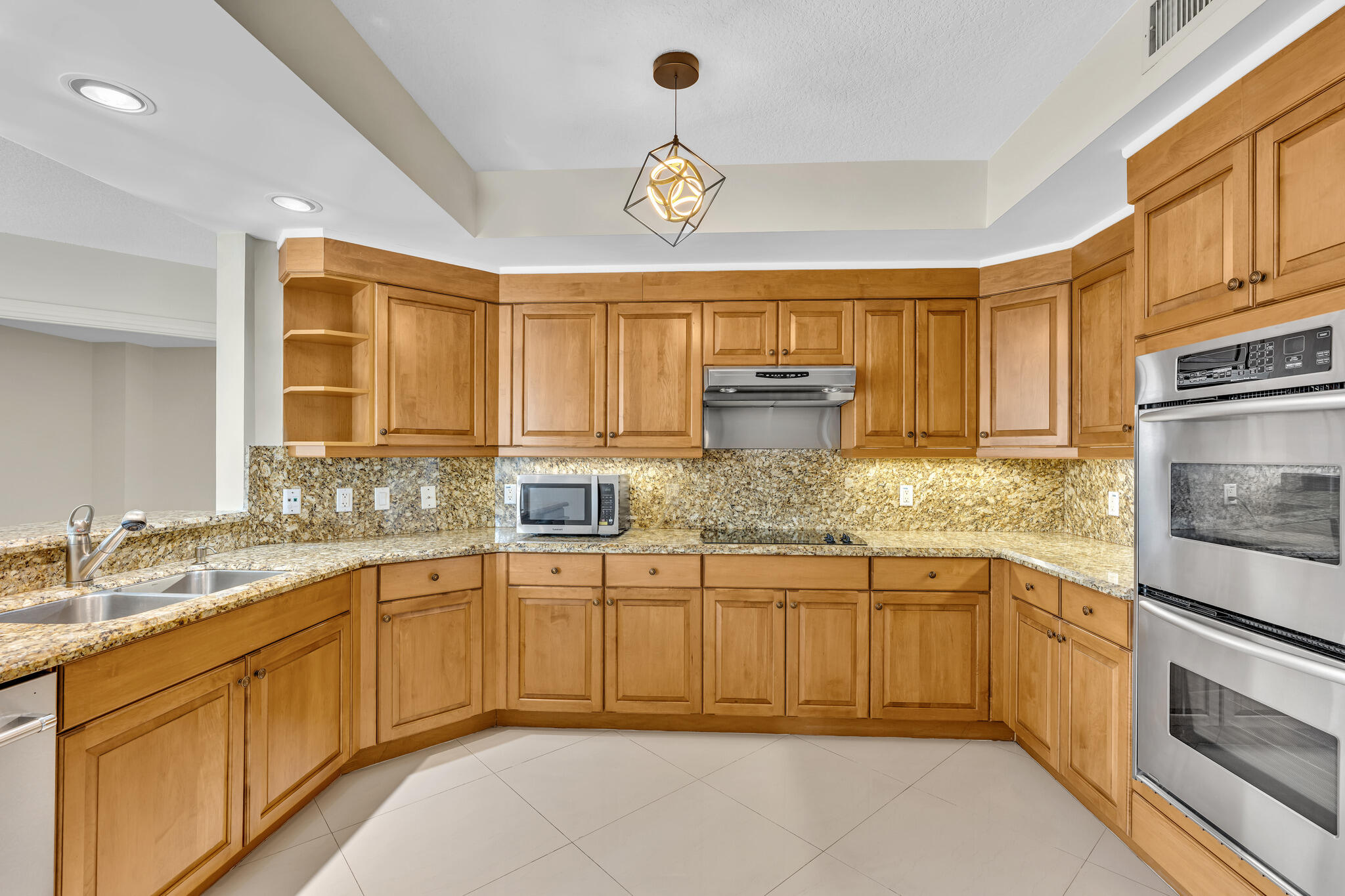 9 NE 20TH #501, Deerfield Beach FL 33441