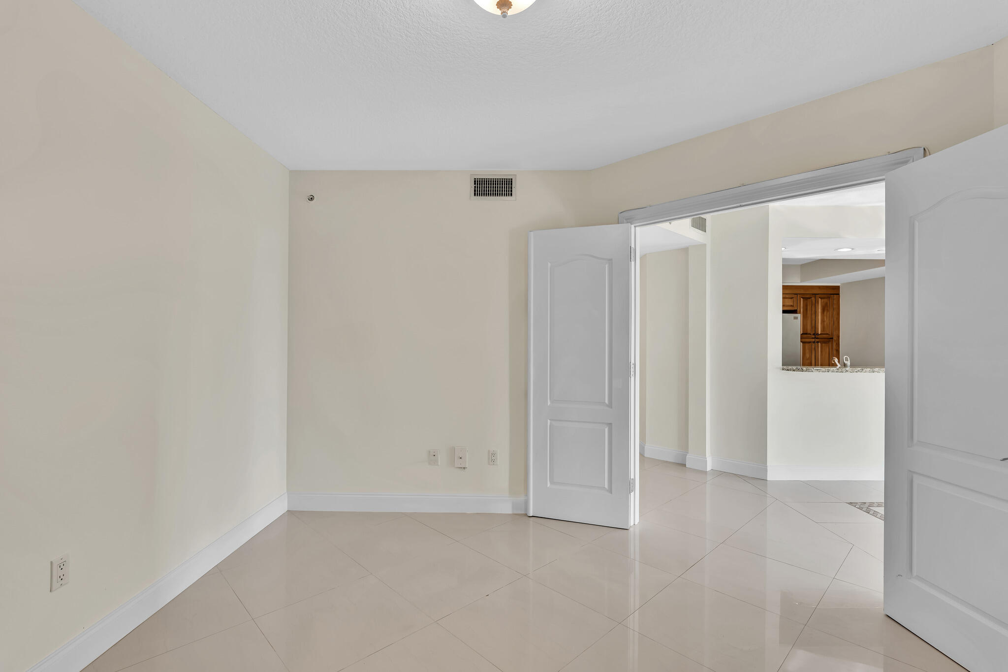 9 NE 20TH #501, Deerfield Beach FL 33441