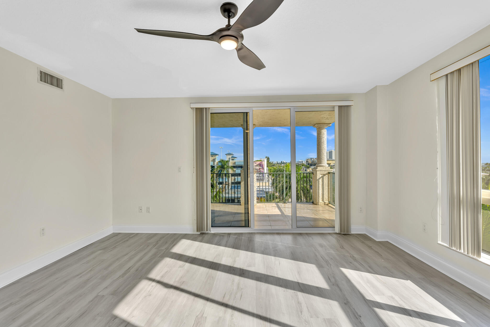 9 NE 20TH #501, Deerfield Beach FL 33441
