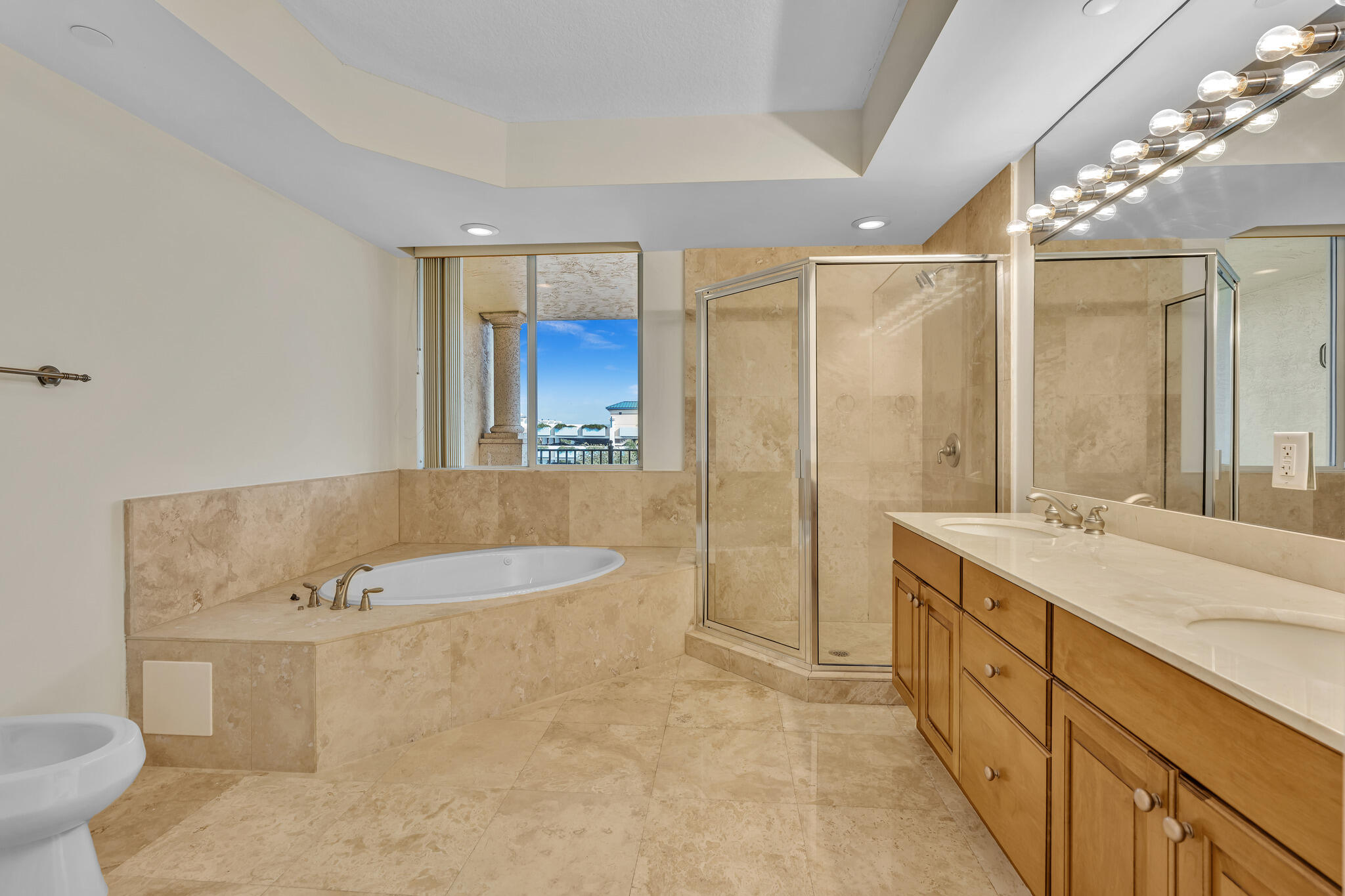 9 NE 20TH #501, Deerfield Beach FL 33441