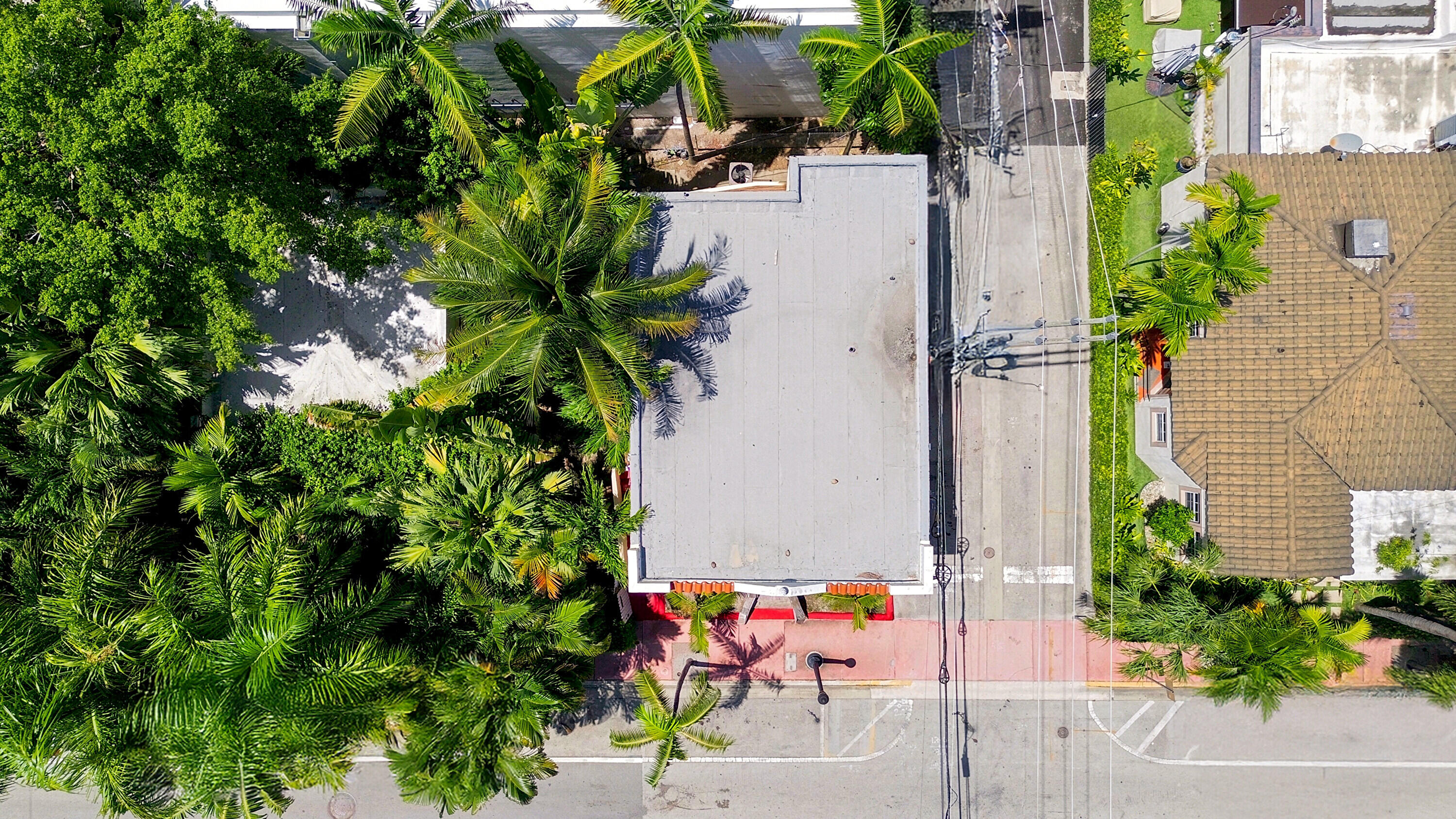 927 4th, Miami FL 33130