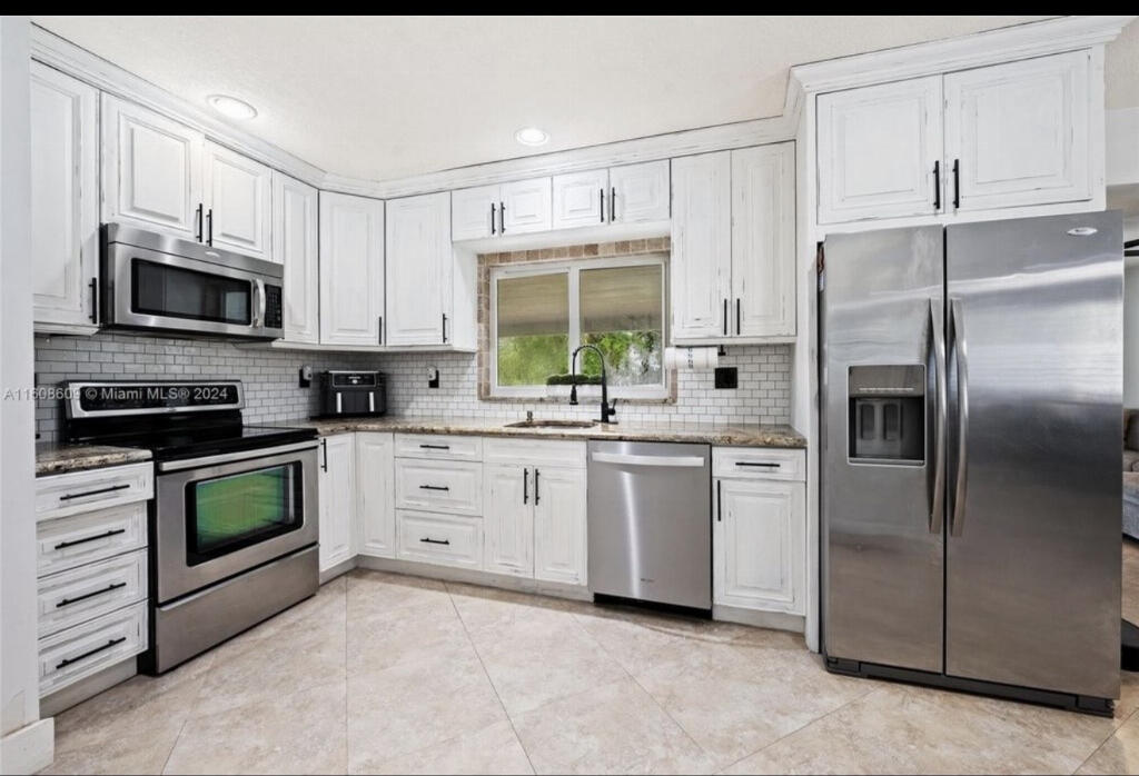 2510 NW 110th, Sunrise FL 33322