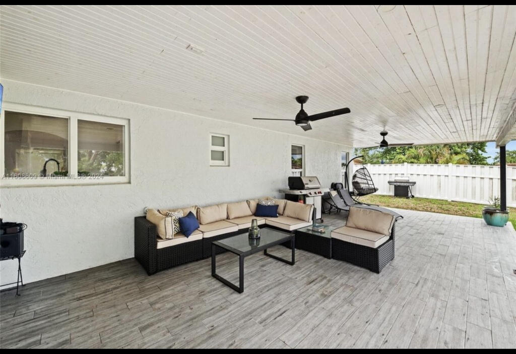 2510 NW 110th, Sunrise FL 33322
