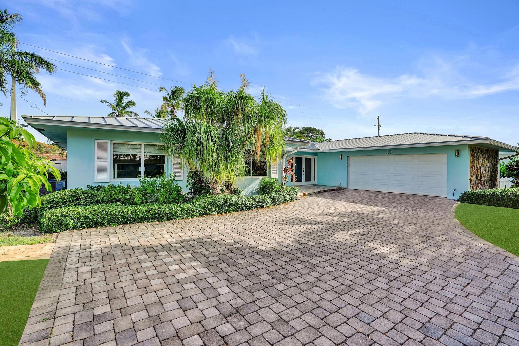 10 Minnetonka, Sea Ranch Lakes FL 33308