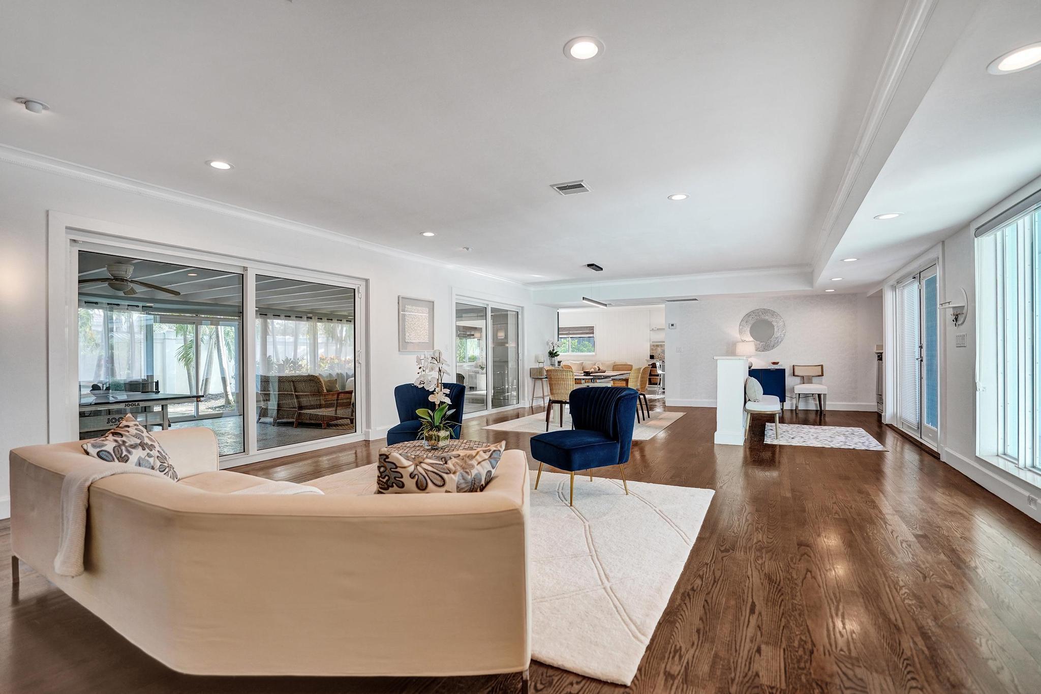 10 Minnetonka, Sea Ranch Lakes FL 33308