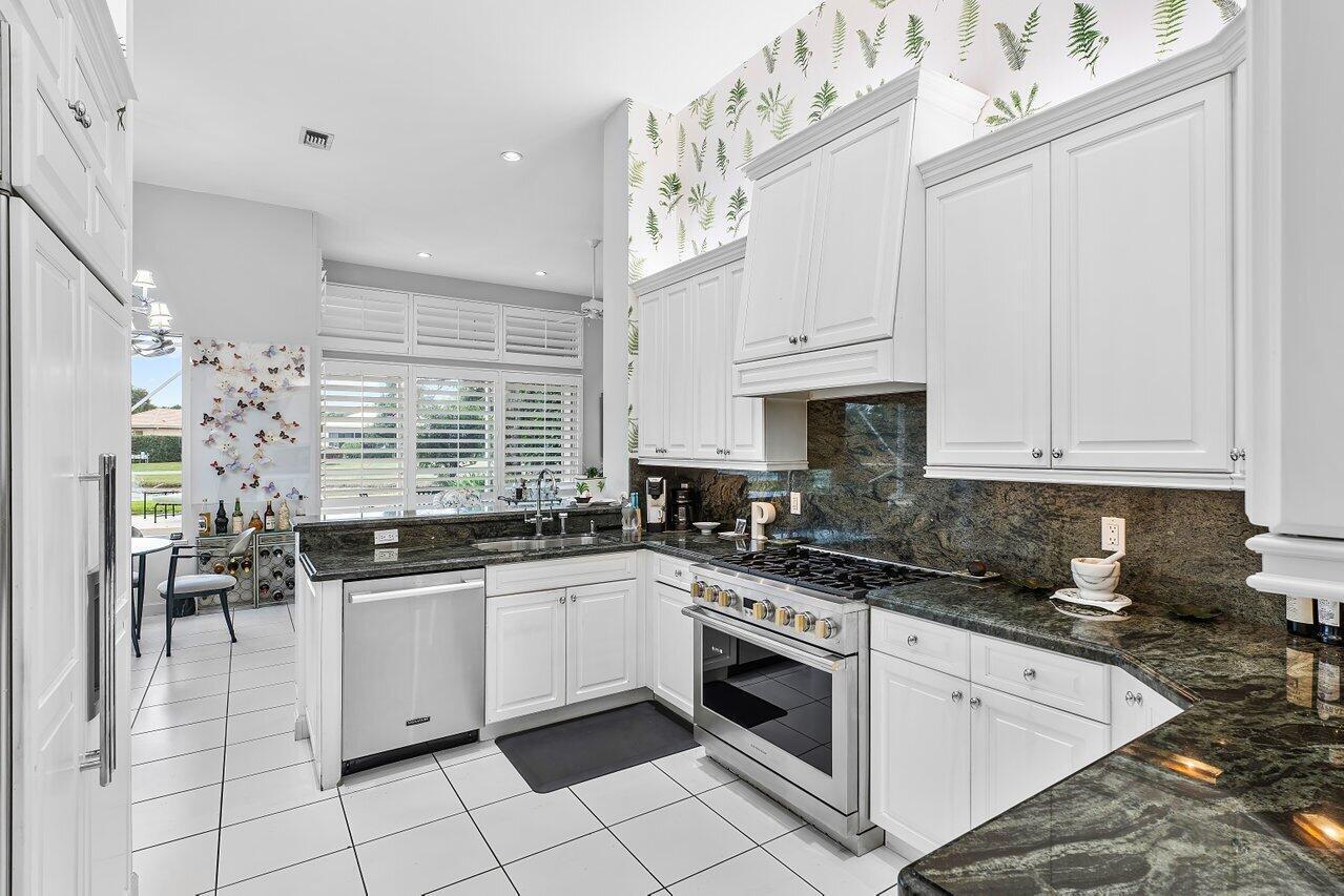 3 Bermuda Lake, Palm Beach Gardens FL 33418