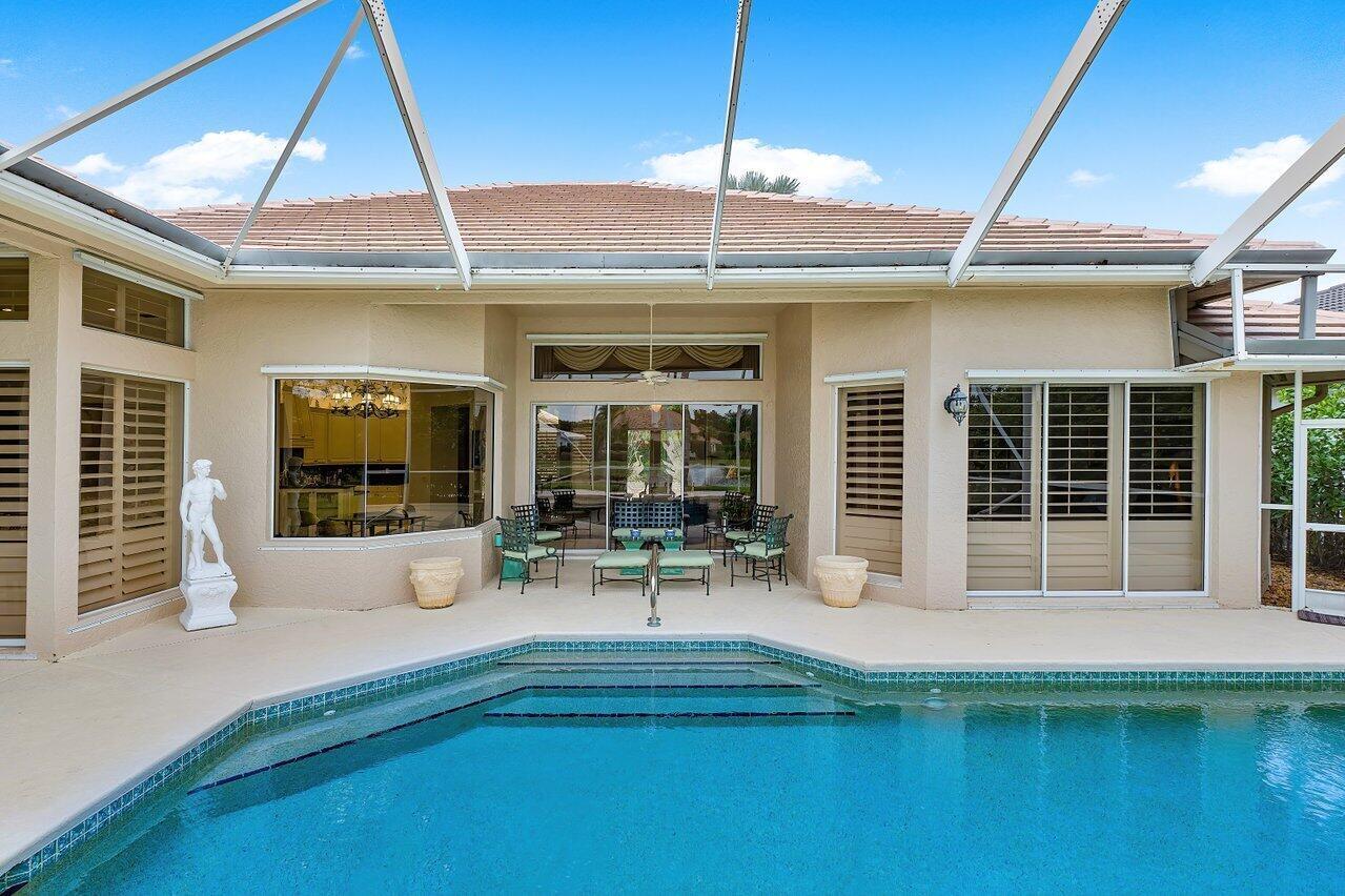 3 Bermuda Lake, Palm Beach Gardens FL 33418