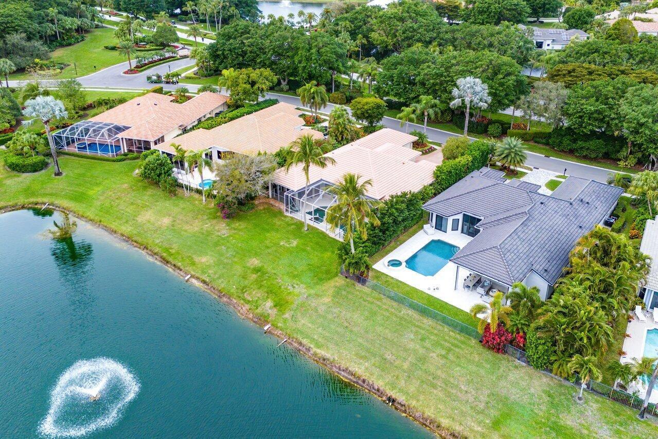3 Bermuda Lake, Palm Beach Gardens FL 33418