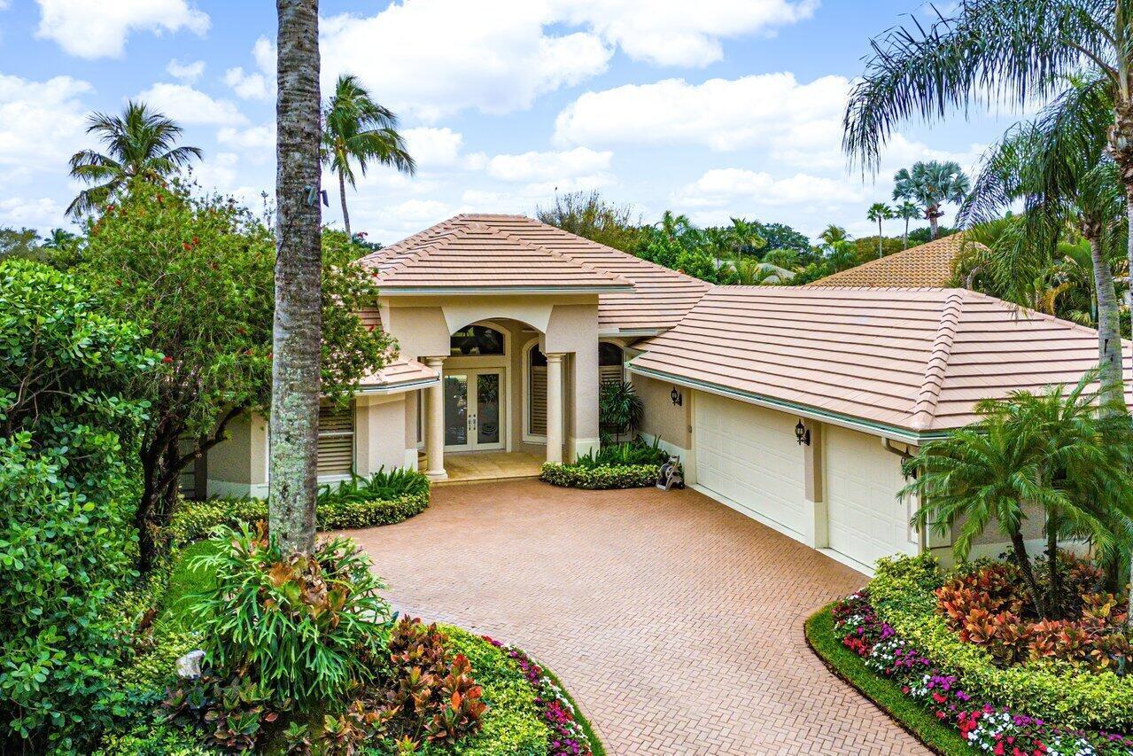 3 Bermuda Lake, Palm Beach Gardens FL 33418