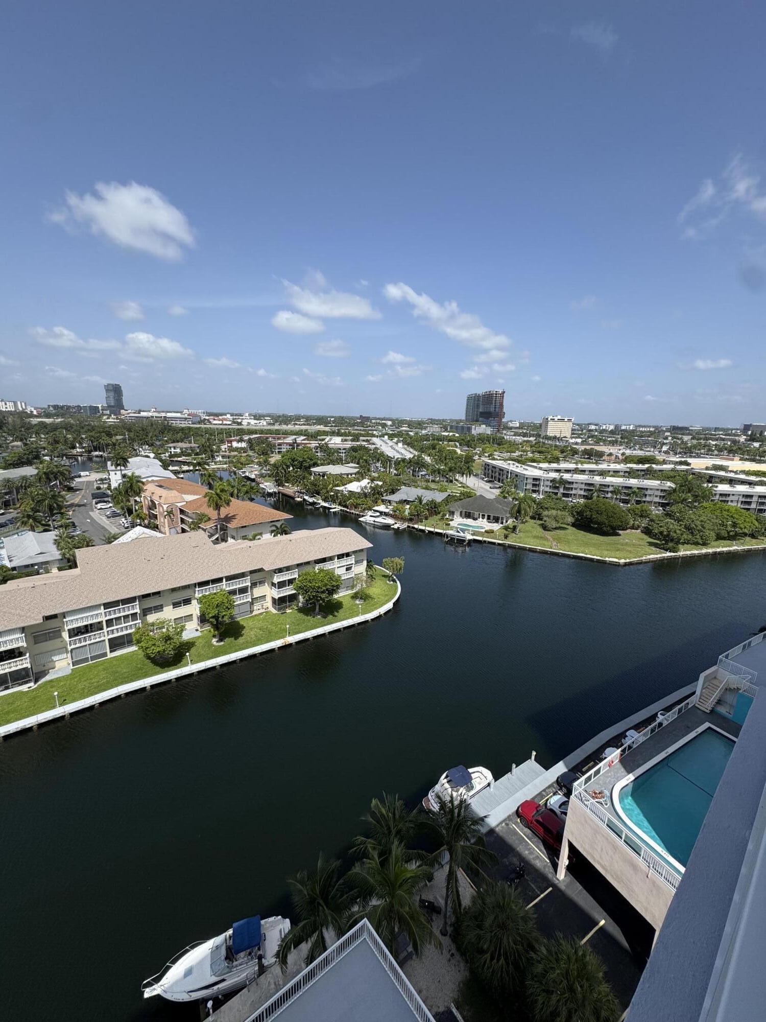 427 Golden Isles #12d, Hallandale Beach FL 33009