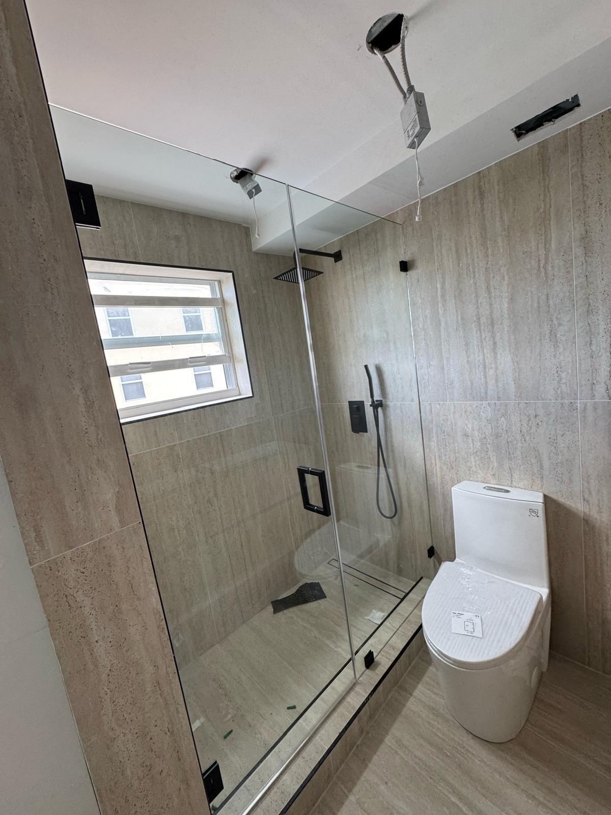 427 Golden Isles #12d, Hallandale Beach FL 33009