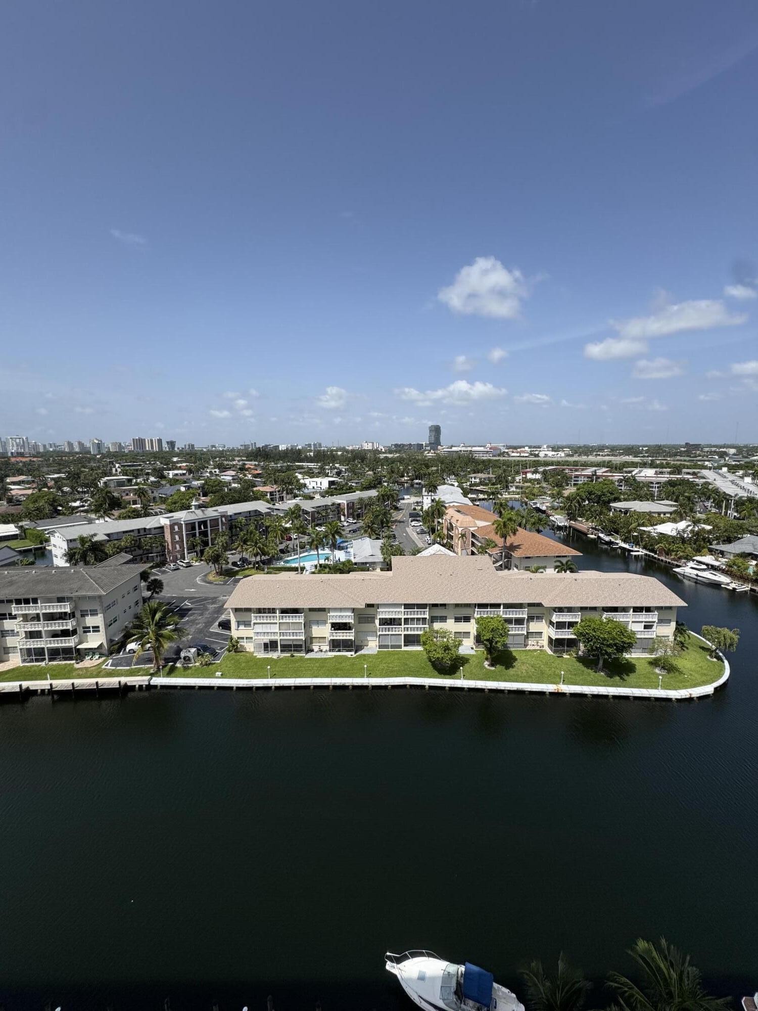 427 Golden Isles #12d, Hallandale Beach FL 33009