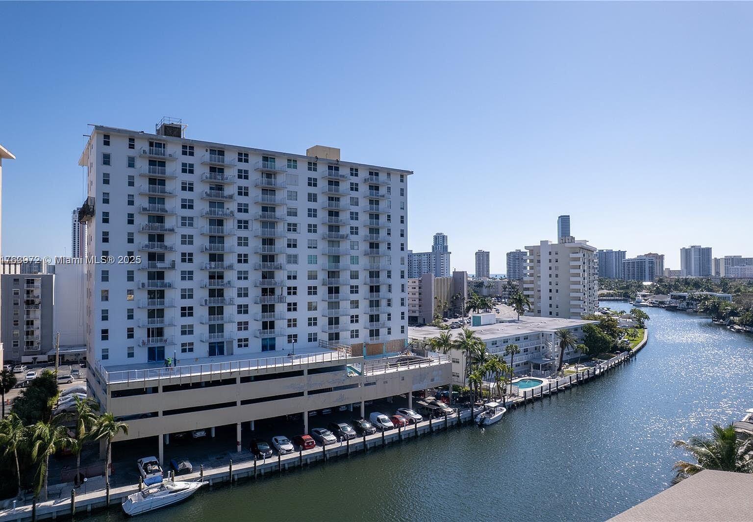 427 Golden Isles #12d, Hallandale Beach FL 33009