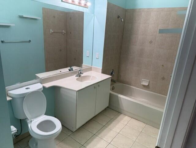 3569 FOREST HILL #115, Palm Springs FL 33406