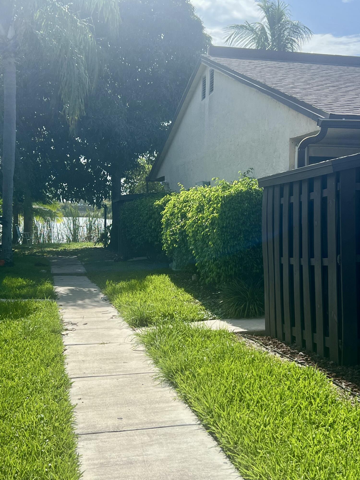 3104 Waterview, Palm Springs FL 33461