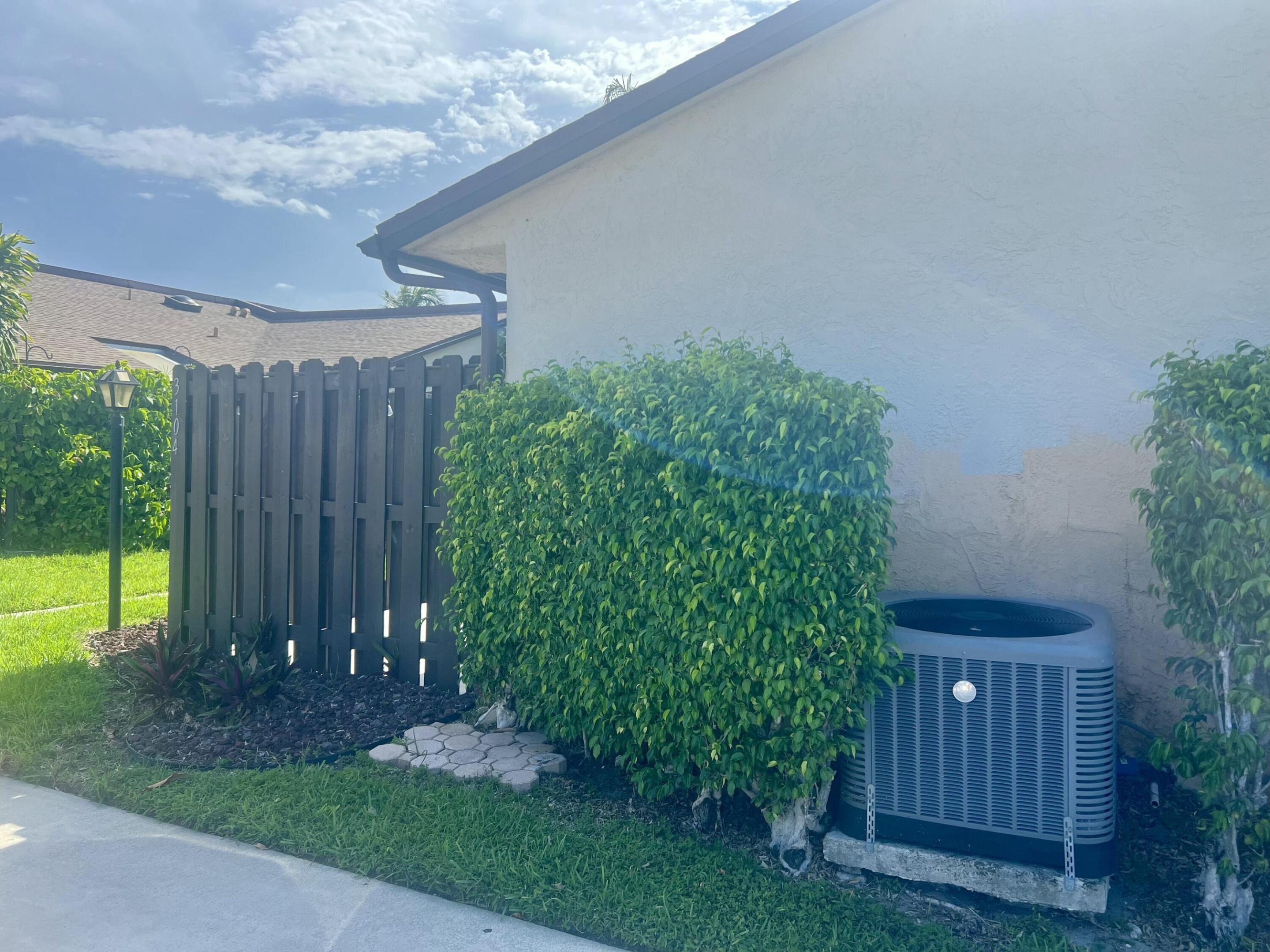 3104 Waterview, Palm Springs FL 33461