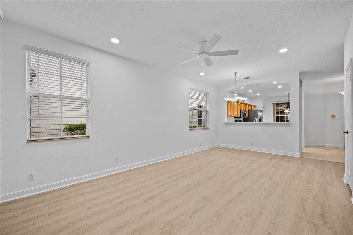 731 Duchess, Palm Beach Gardens FL 33410