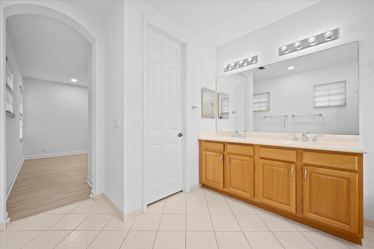 731 Duchess, Palm Beach Gardens FL 33410